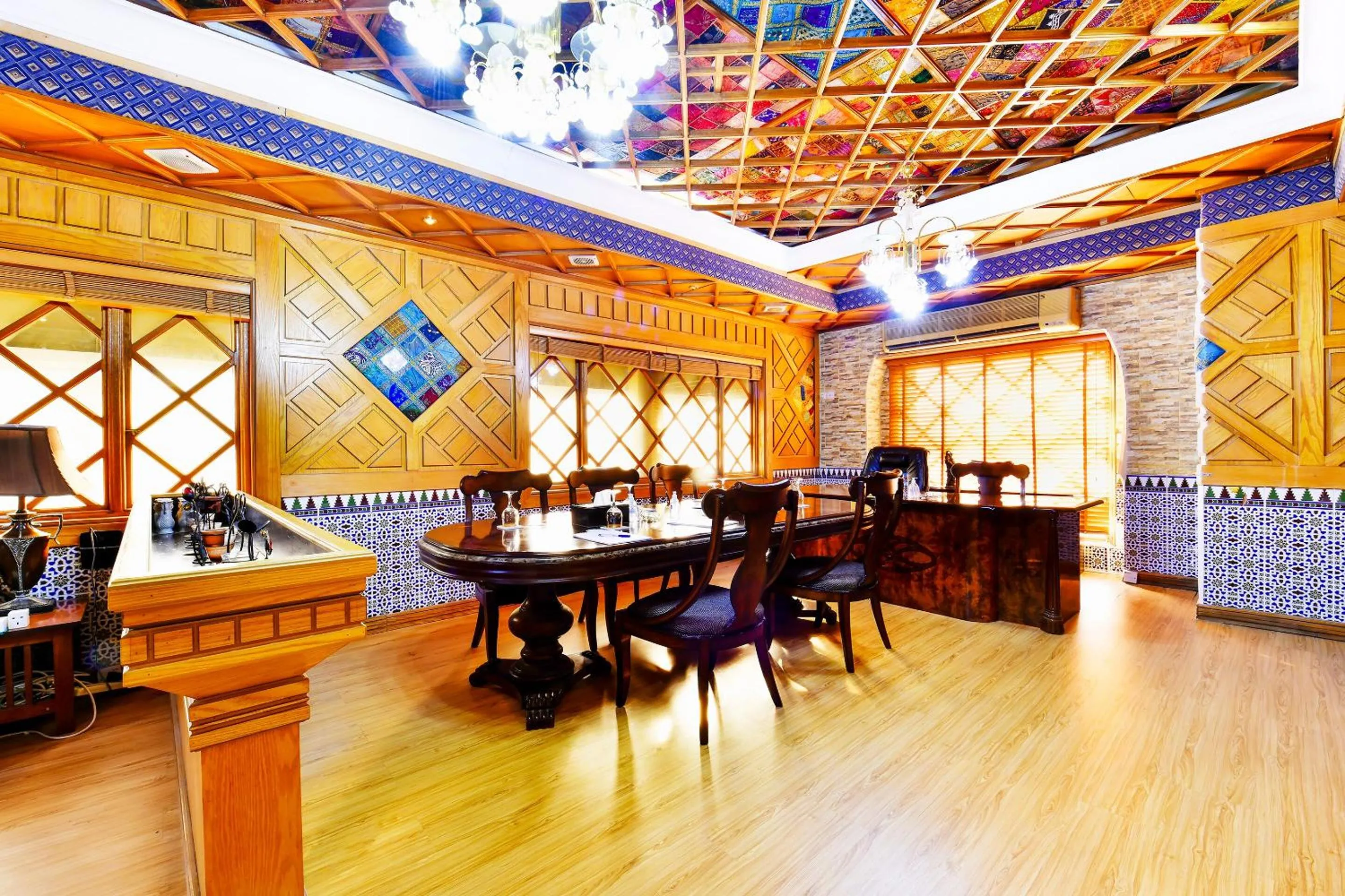 Lobby or reception in Capital O 125 Moon Plaza Hotel