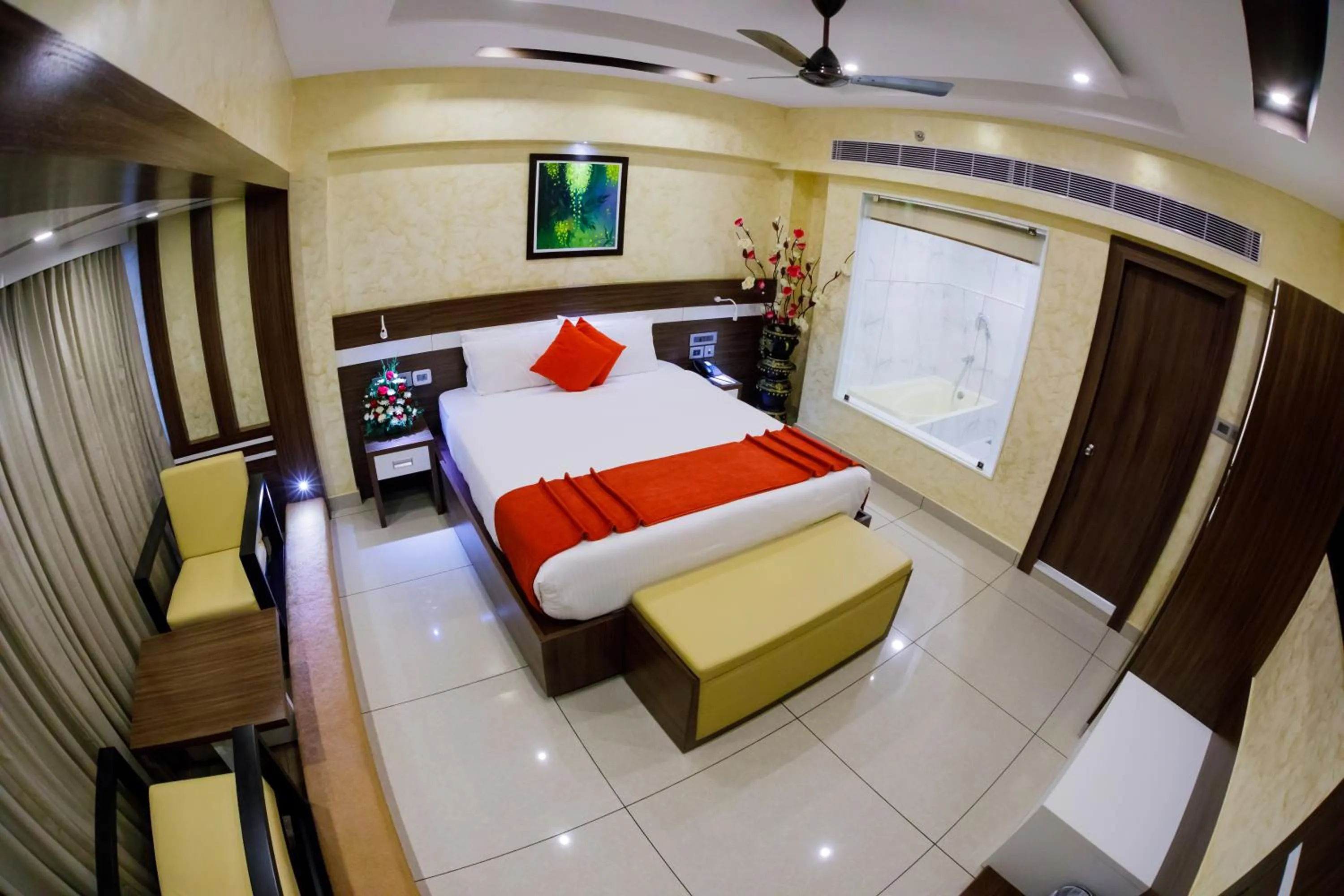Photo of the whole room, Bed in The Renai Cochin