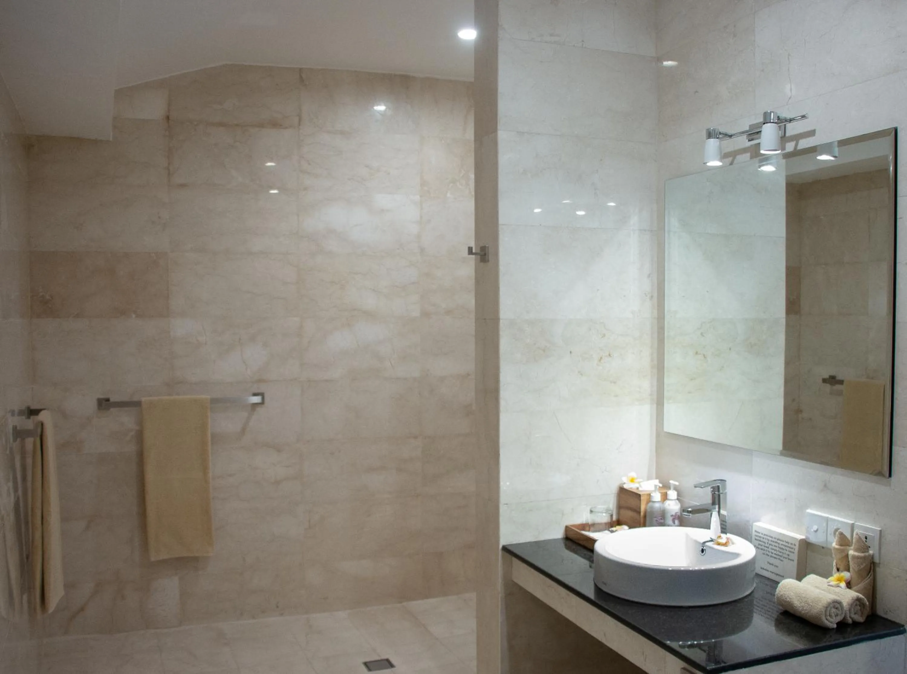 Bathroom in Kokomo Resort