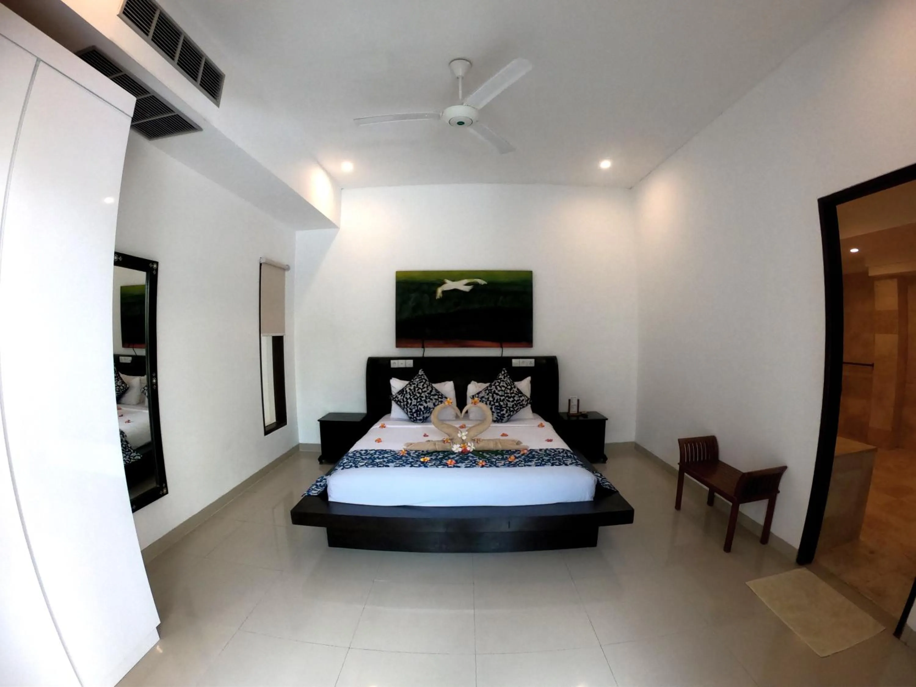 Bedroom, Bed in Kokomo Resort