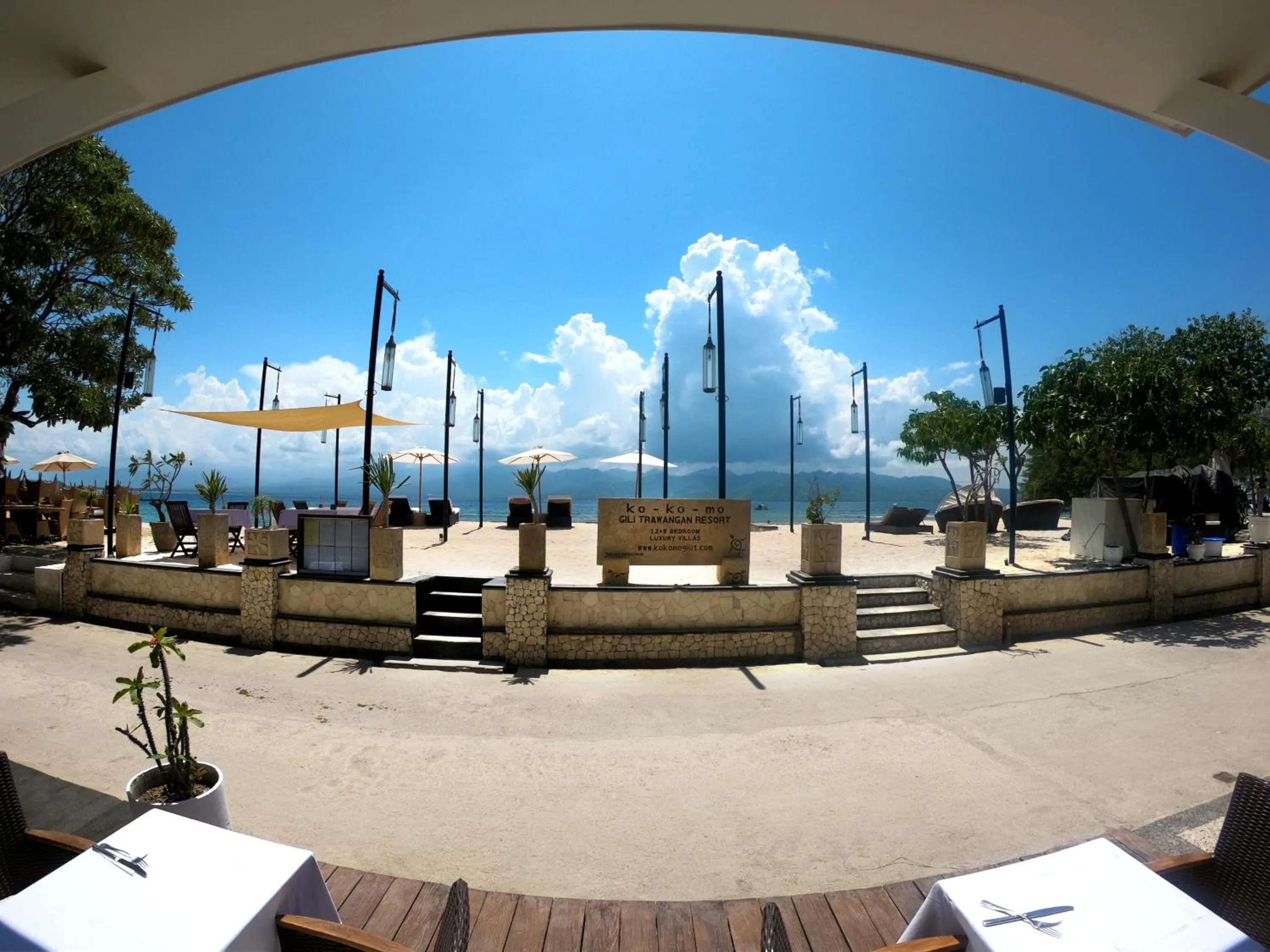 Property building in Kokomo Resort