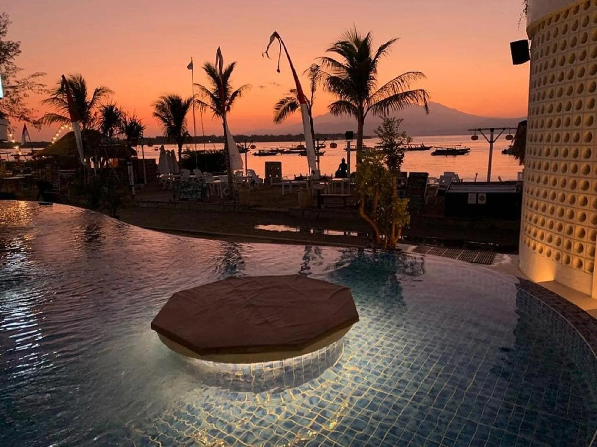 Swimming pool in The Beach House Resort