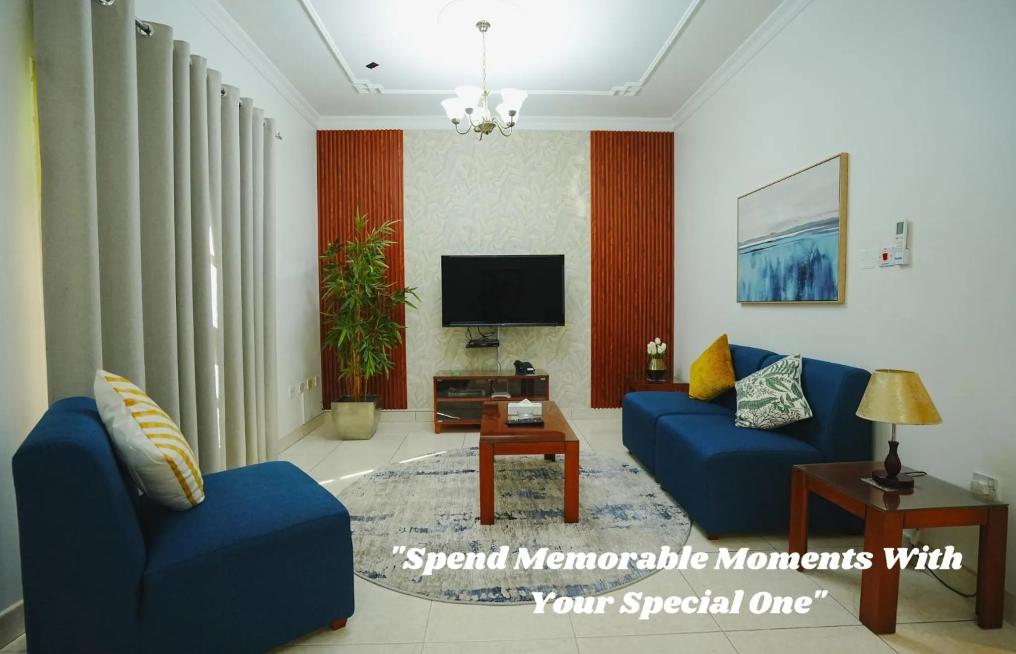 Communal lounge/ TV room in Tropicana Hotel