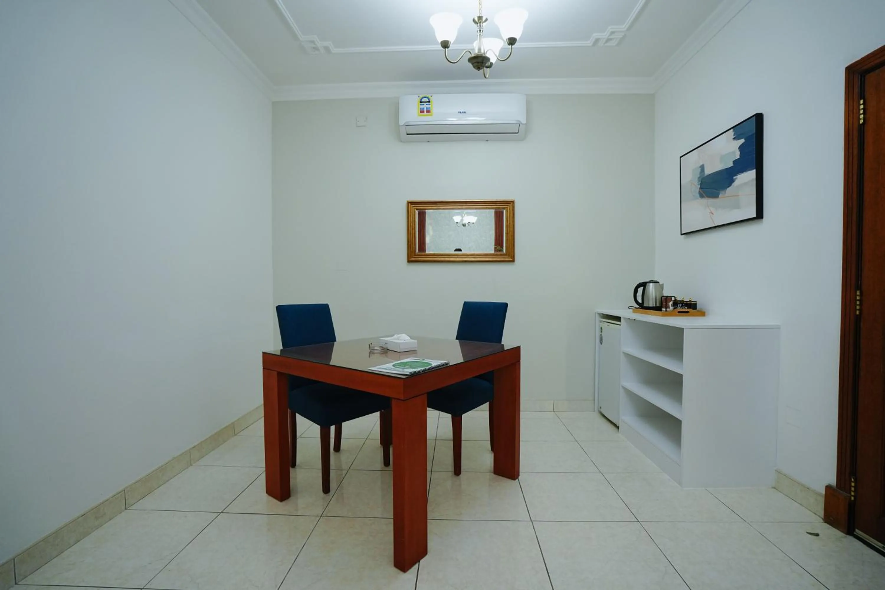 Living room in Tropicana Hotel