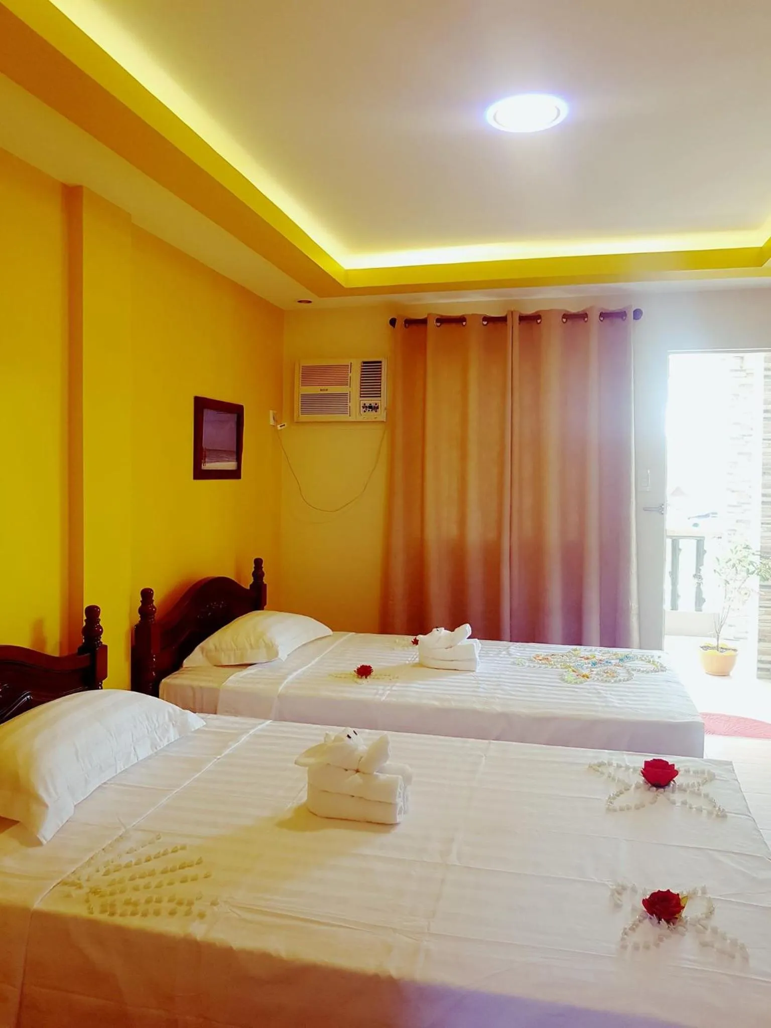 Bed in Jelly's Haven Resort