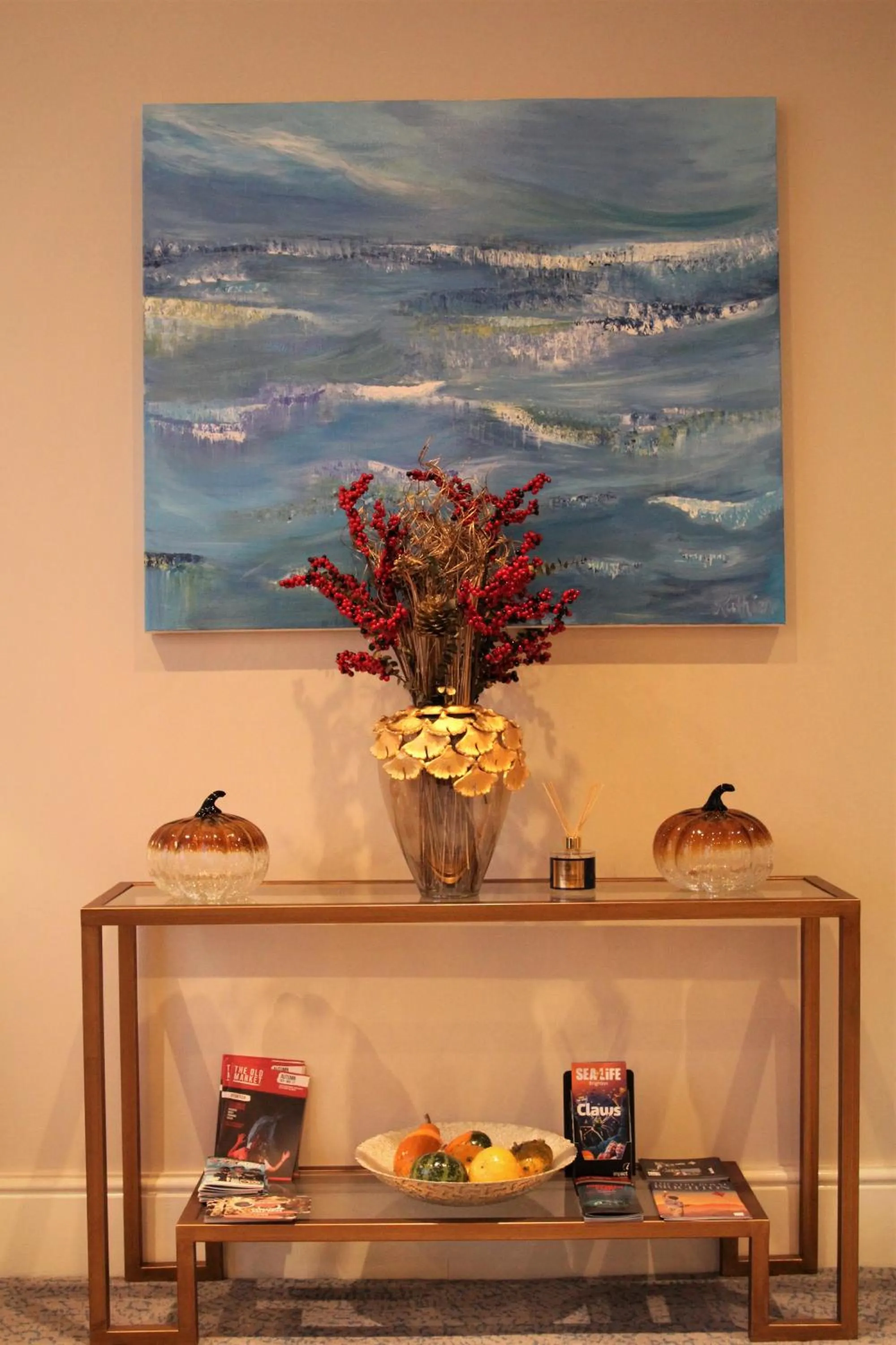 Seating area in Sea Spray Hotel