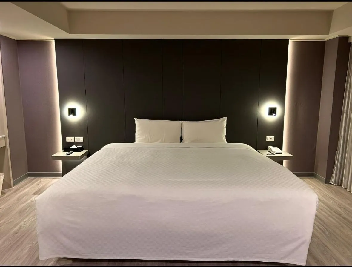 Bed in Forward Suites Ⅰ