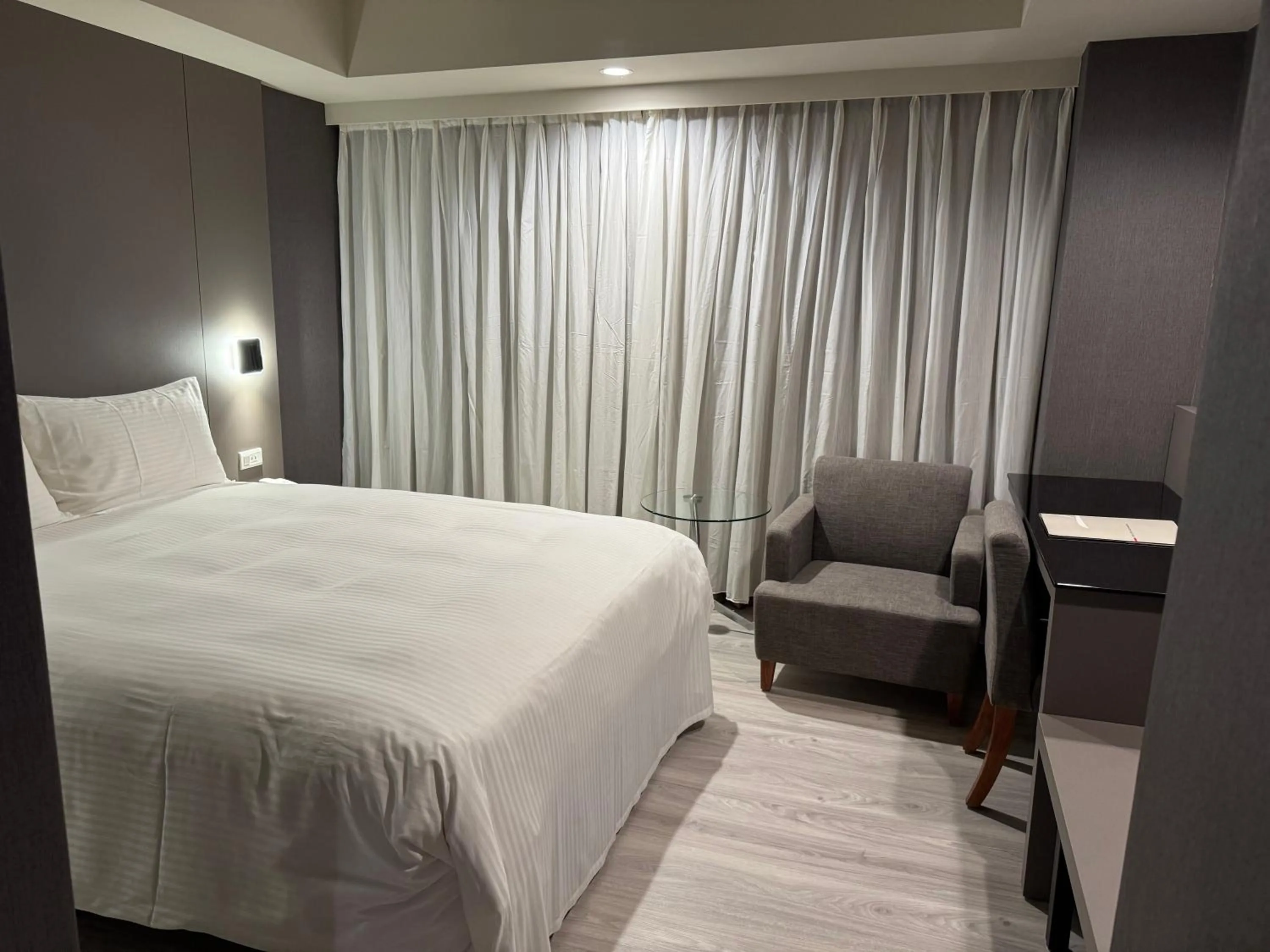 Bed in Forward Suites Ⅰ