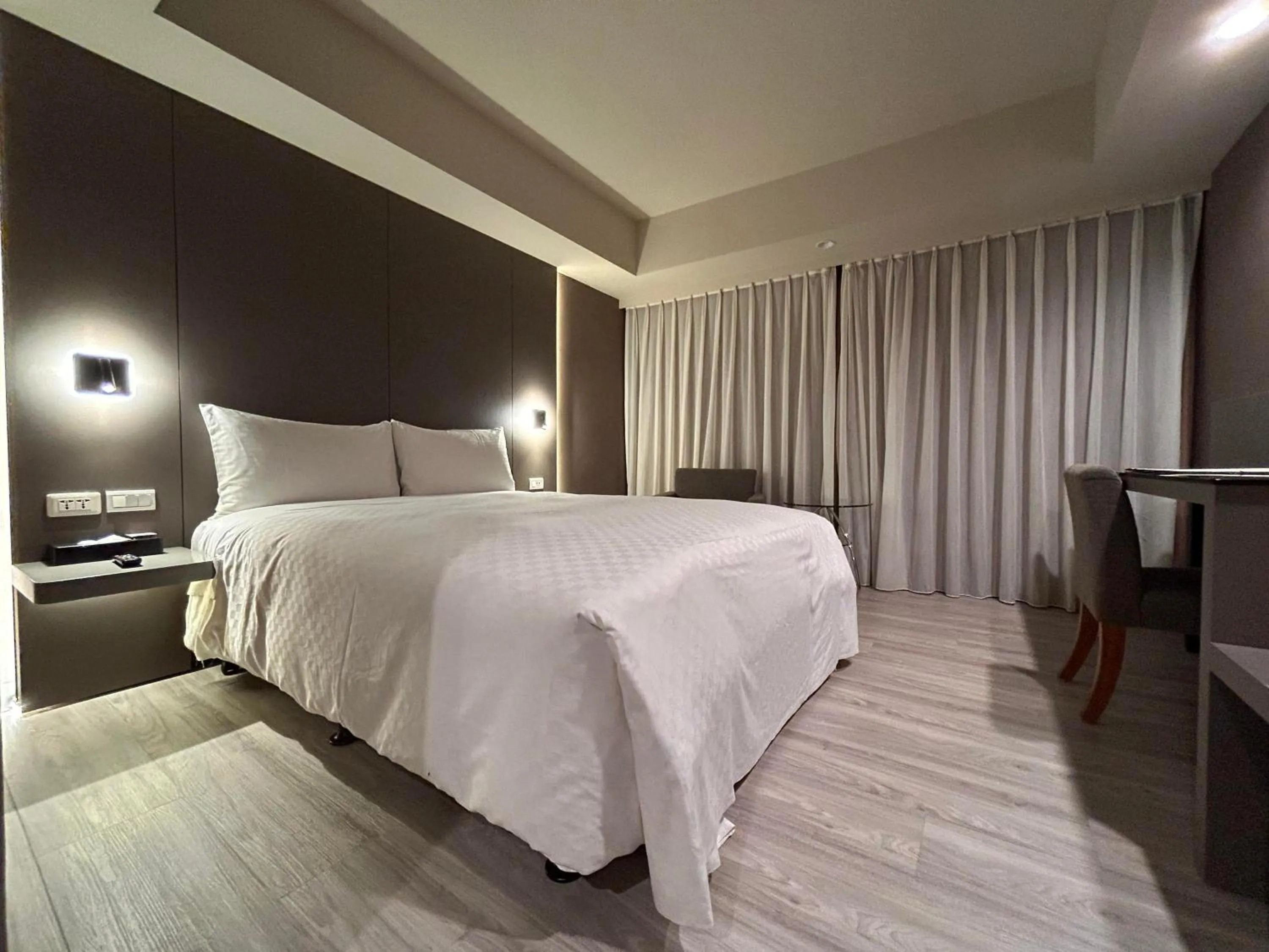 Bed in Forward Suites Ⅰ