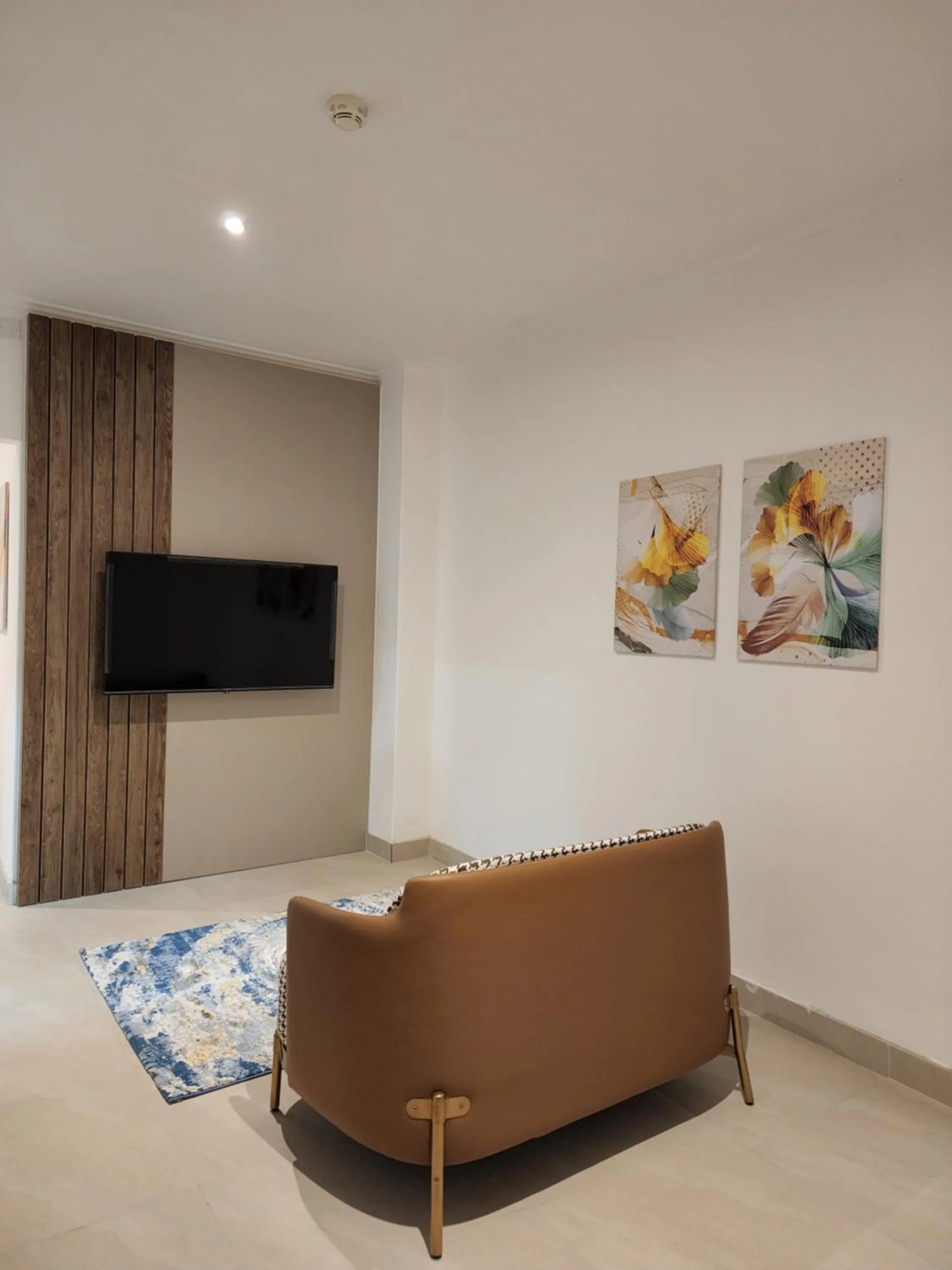 Living room in Imperial Suites Hotel