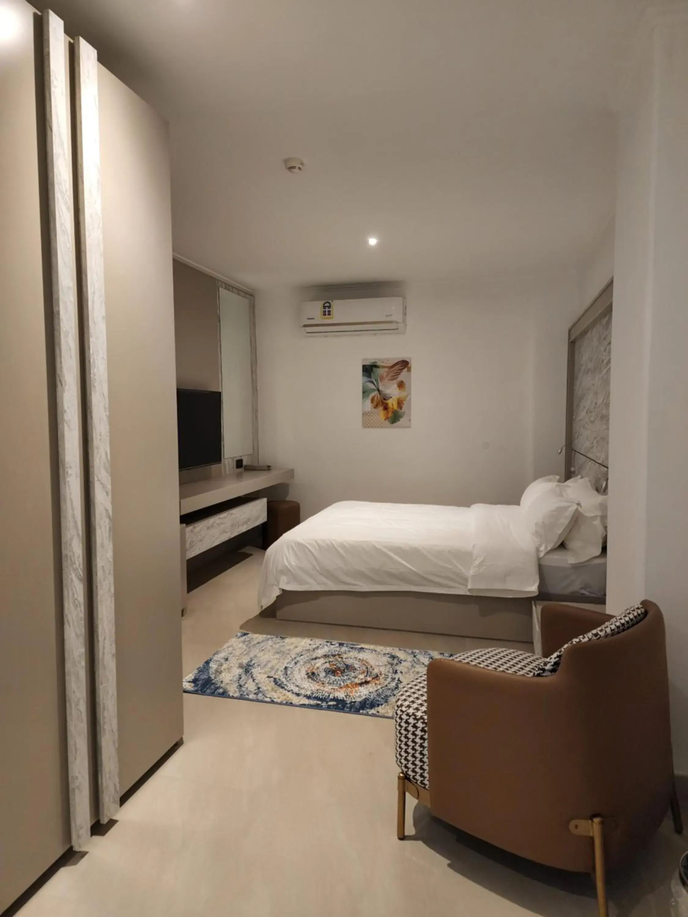 Deluxe Double Room in Imperial Suites Hotel Deluxe Double Room in Imperial Suites Hotel