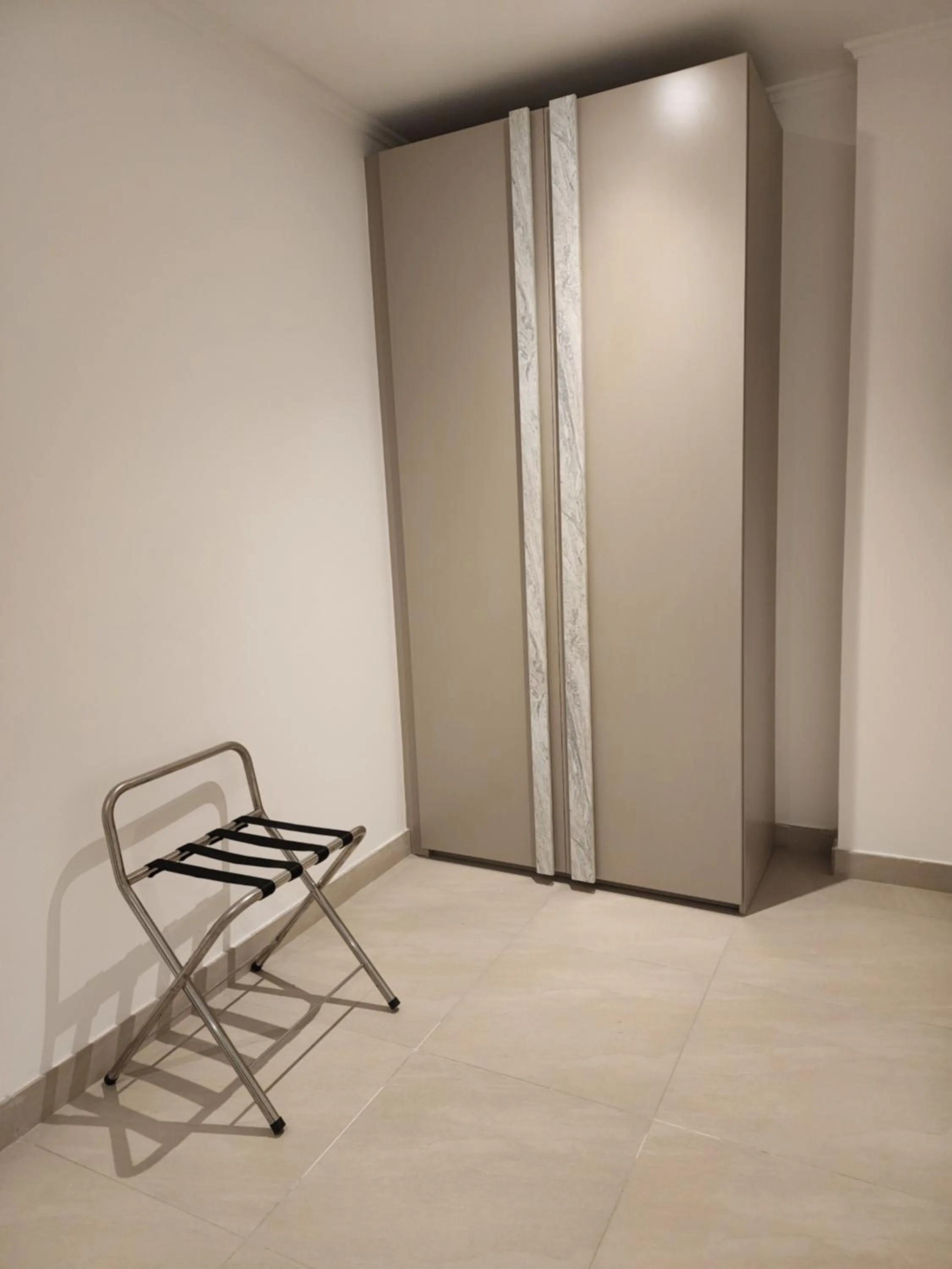 Seating area in Imperial Suites Hotel