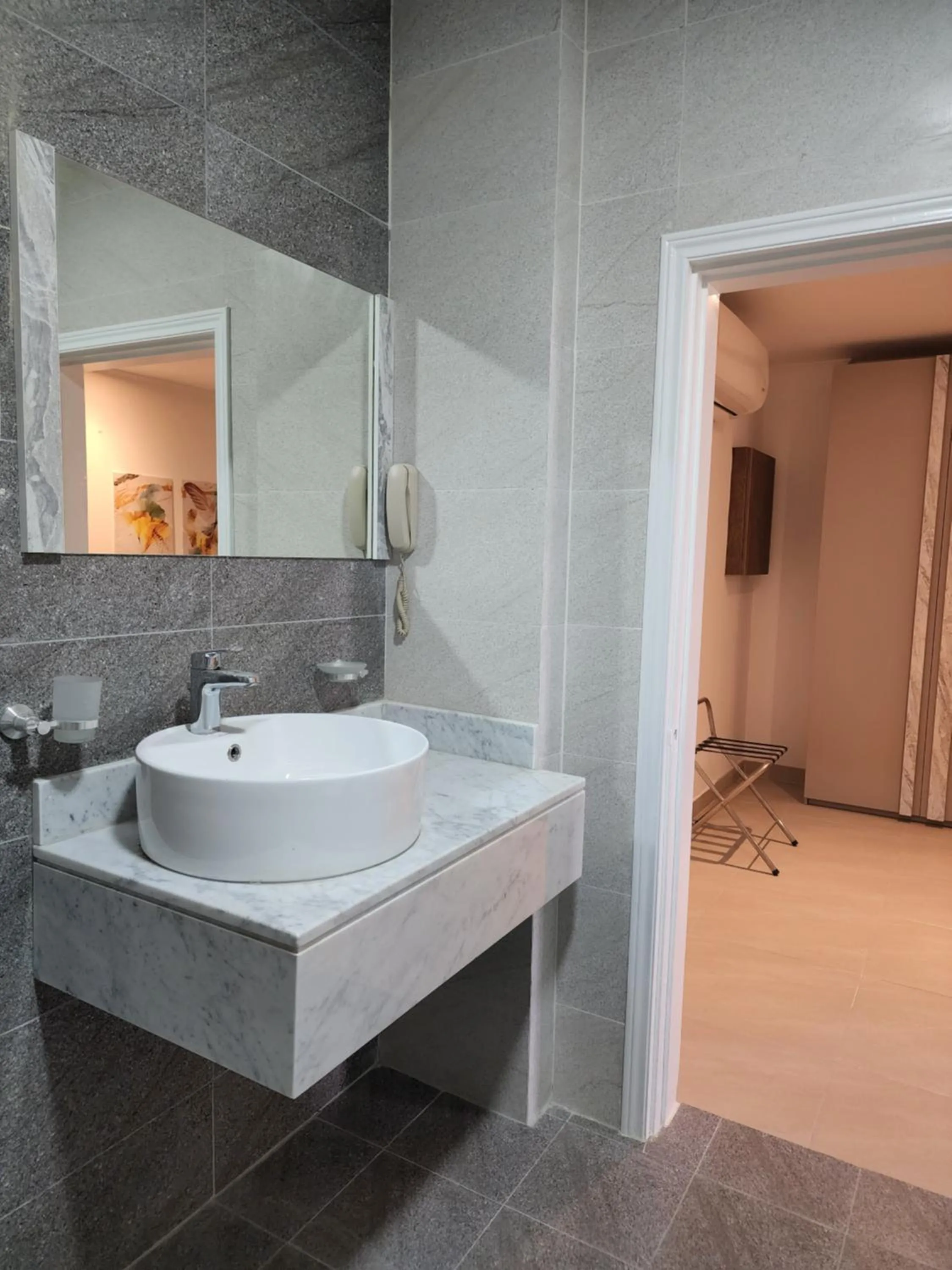 Bathroom in Imperial Suites Hotel