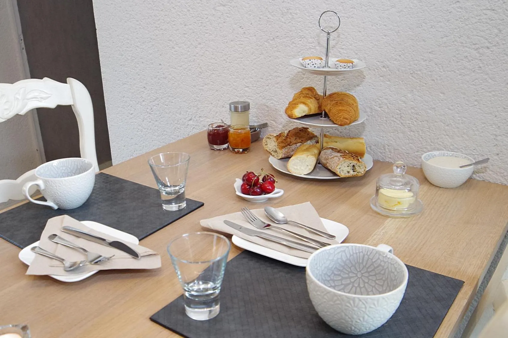 Continental breakfast in Les 4 saisons