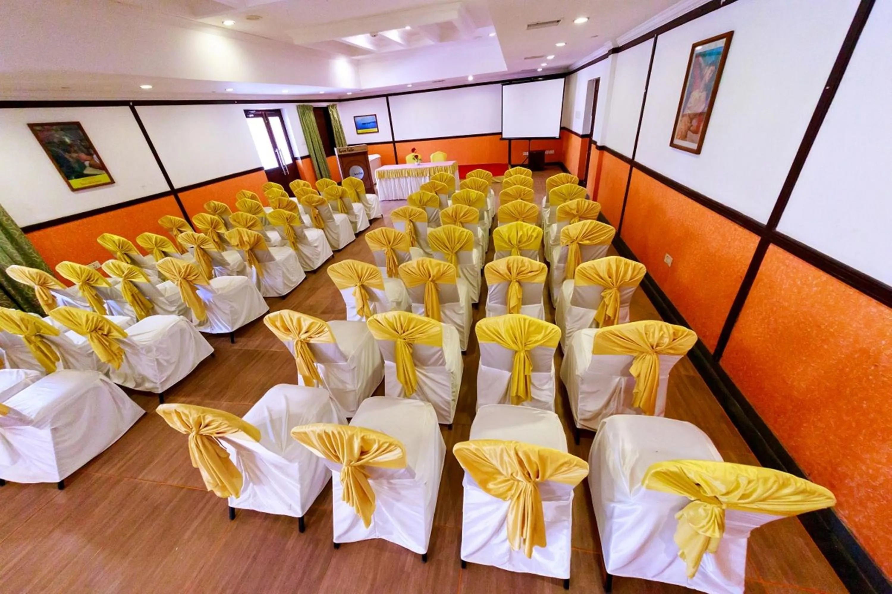 Banquet/Function facilities in Green Fields Kumarakom