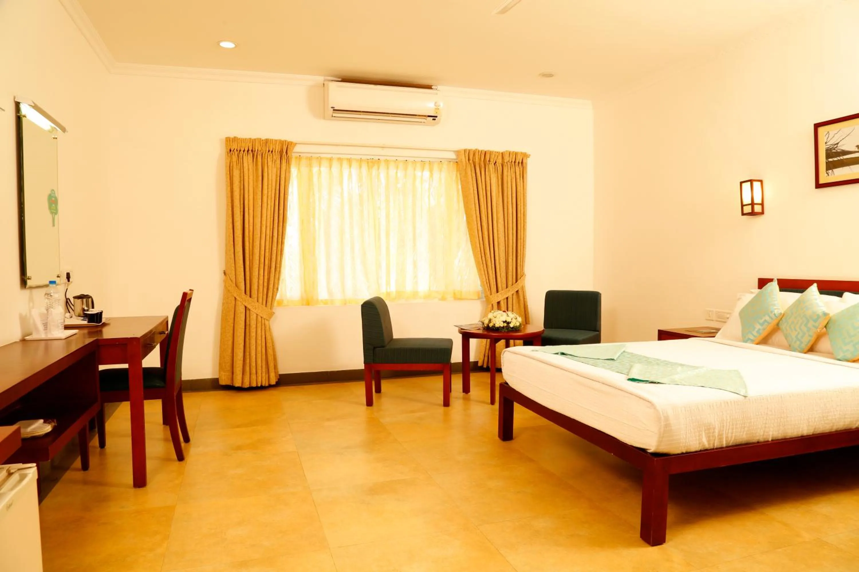 Bedroom, Bed in Green Fields Kumarakom