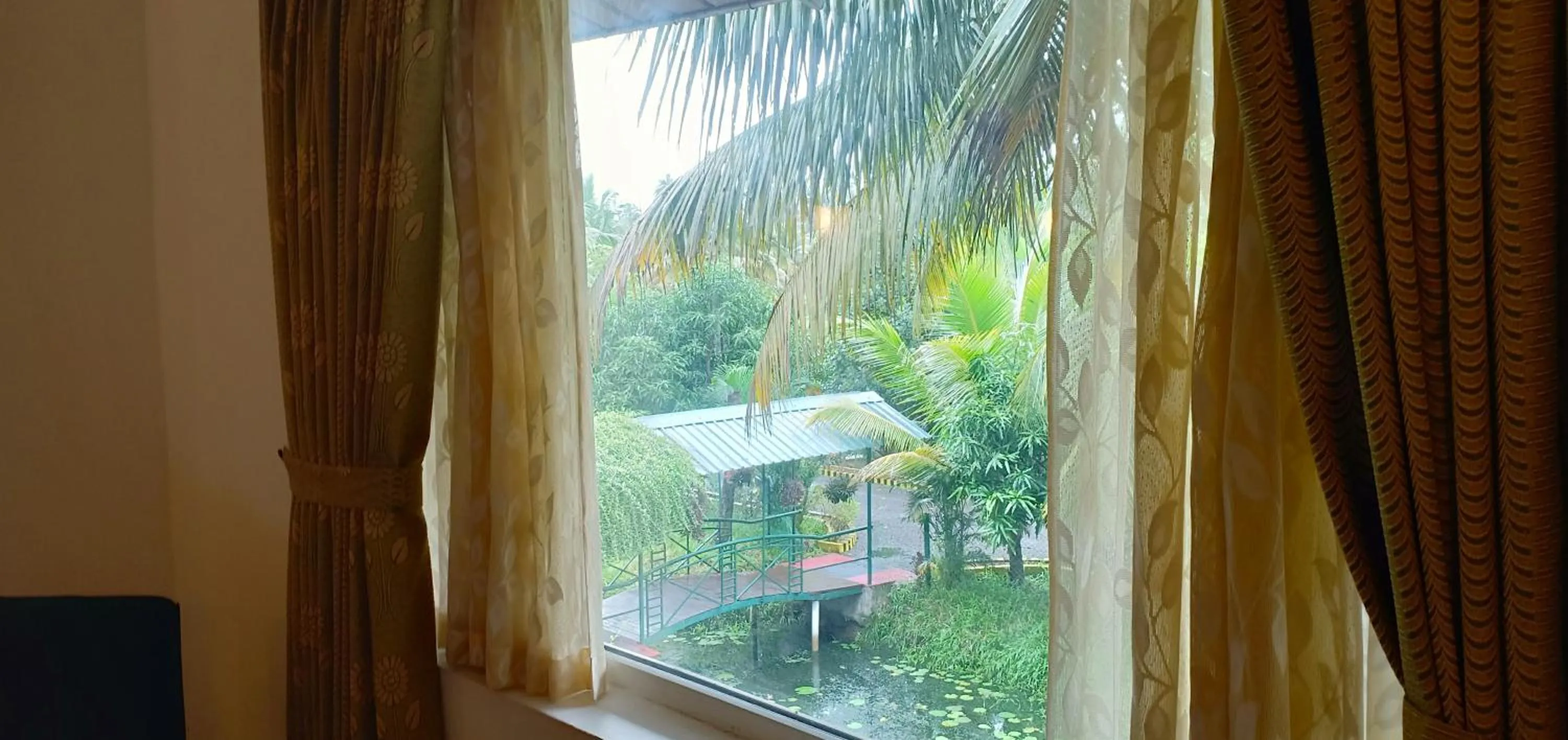 Garden view in Green Fields Kumarakom