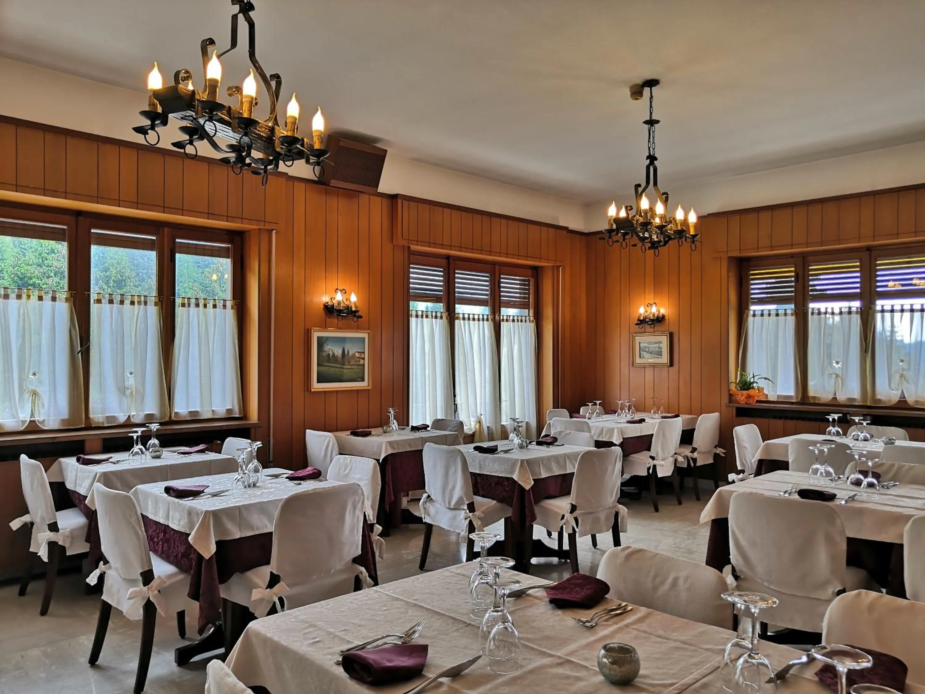 Restaurant/places to eat in Albergo Ristorante Scanapà