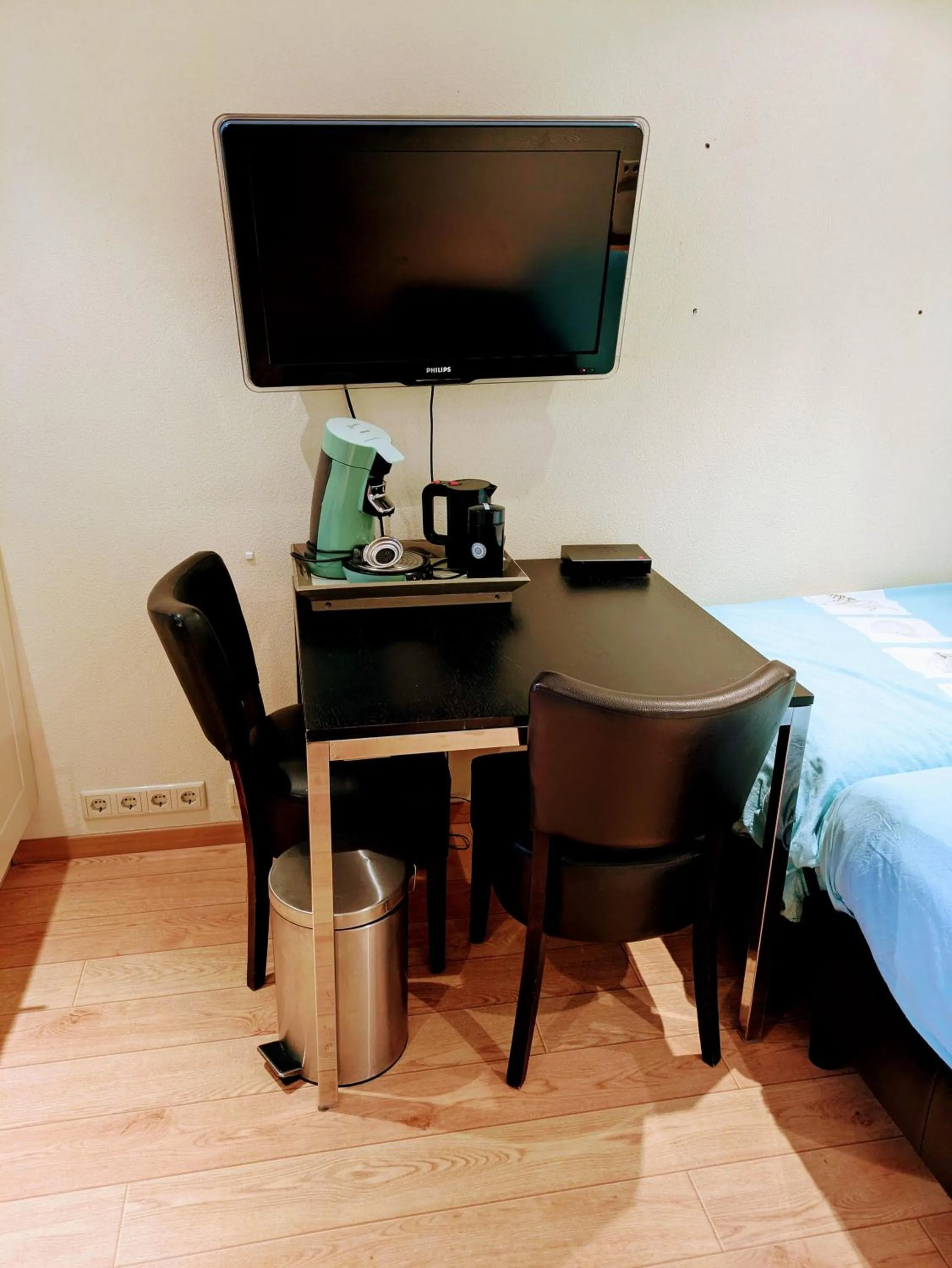 Seating area, Bed in Logies21 Texel