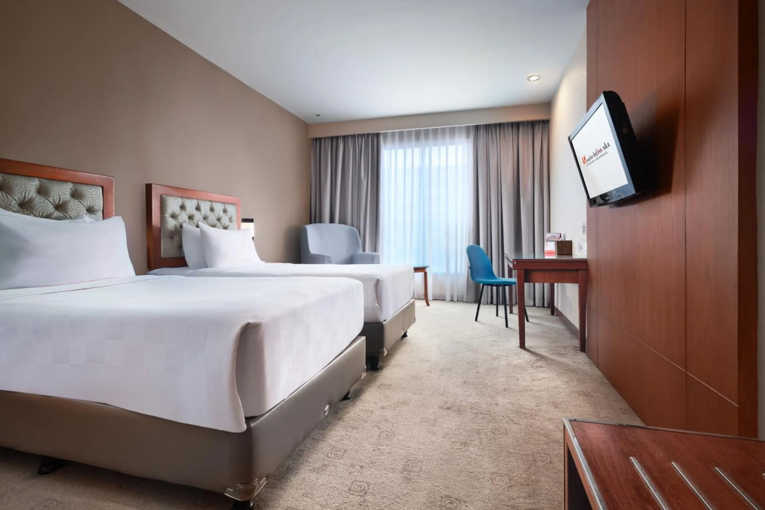 Bedroom, Bed in Swiss-Belinn SKA Pekanbaru