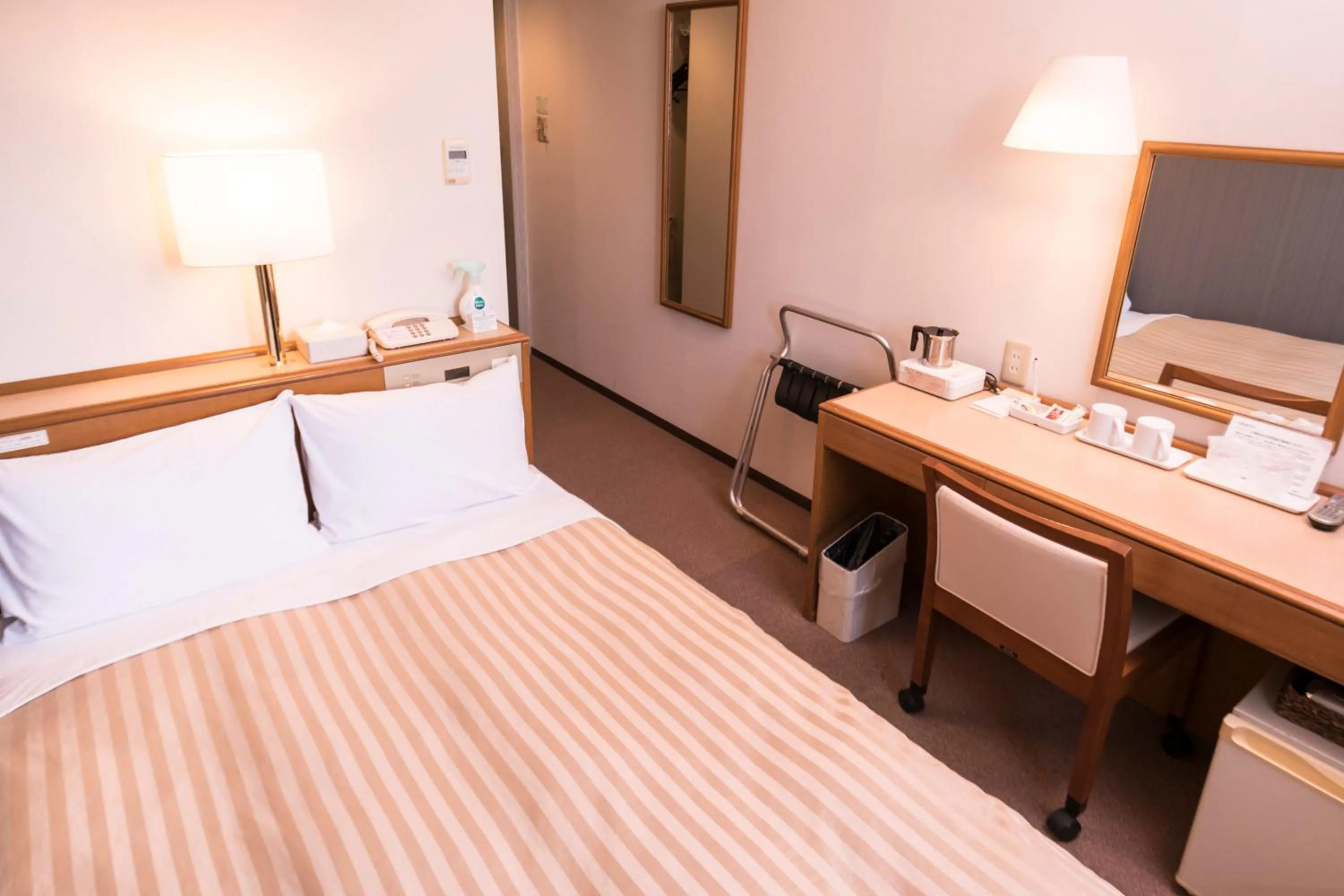 Photo of the whole room, Bed in Hashimoto Park Hotel