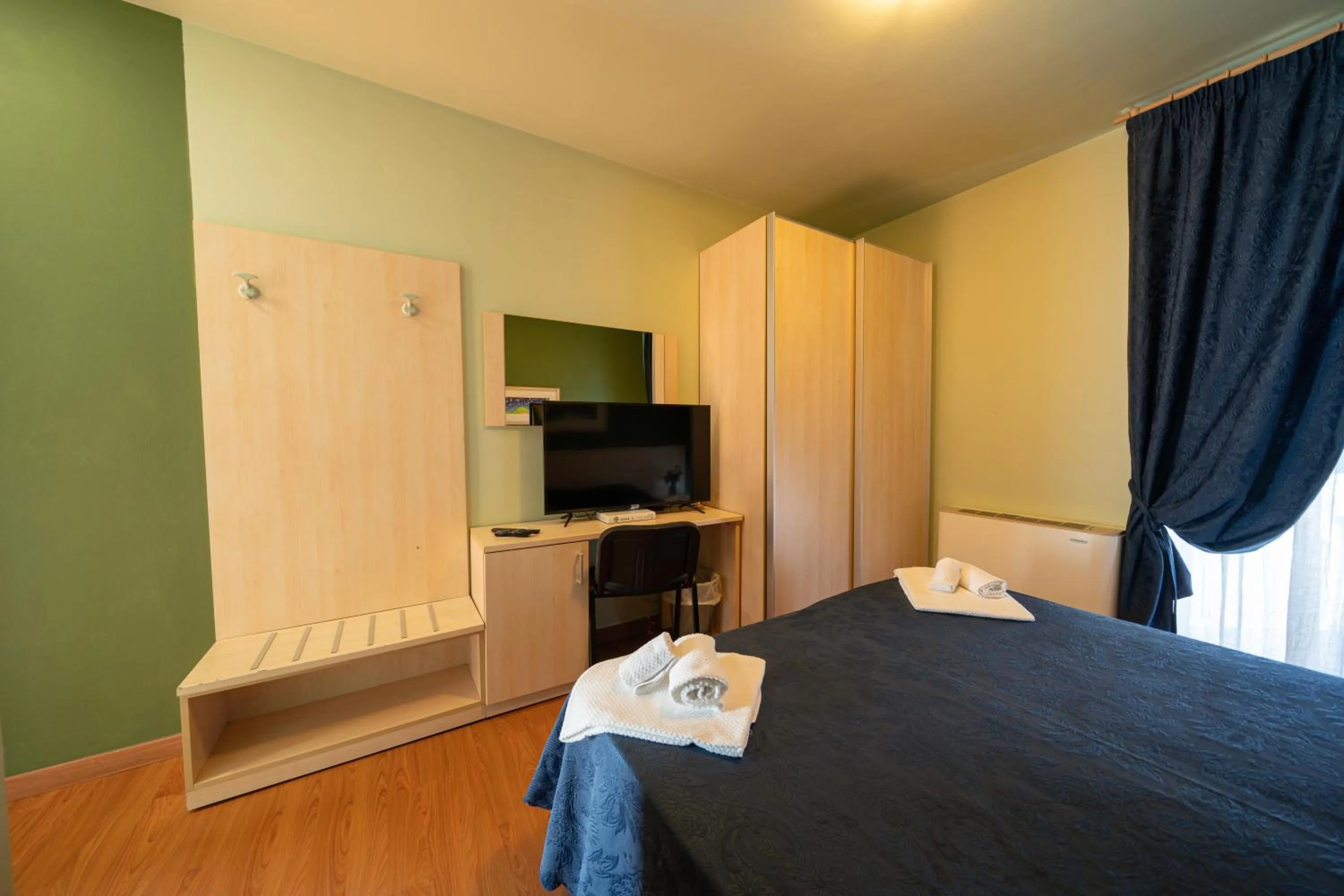 Photo of the whole room, Bed in Hotel Break House Ristorante