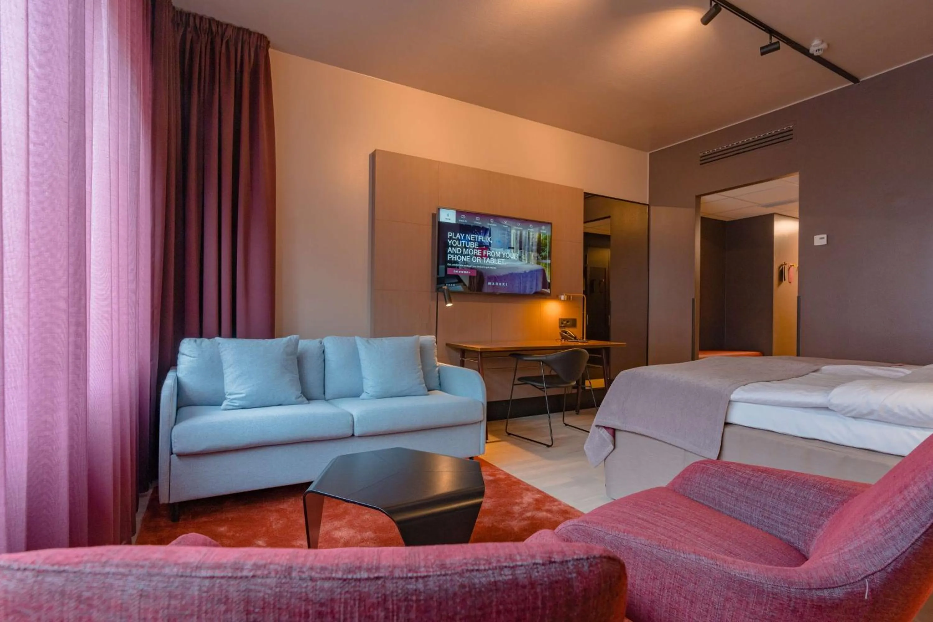 Bedroom in Marski by Scandic