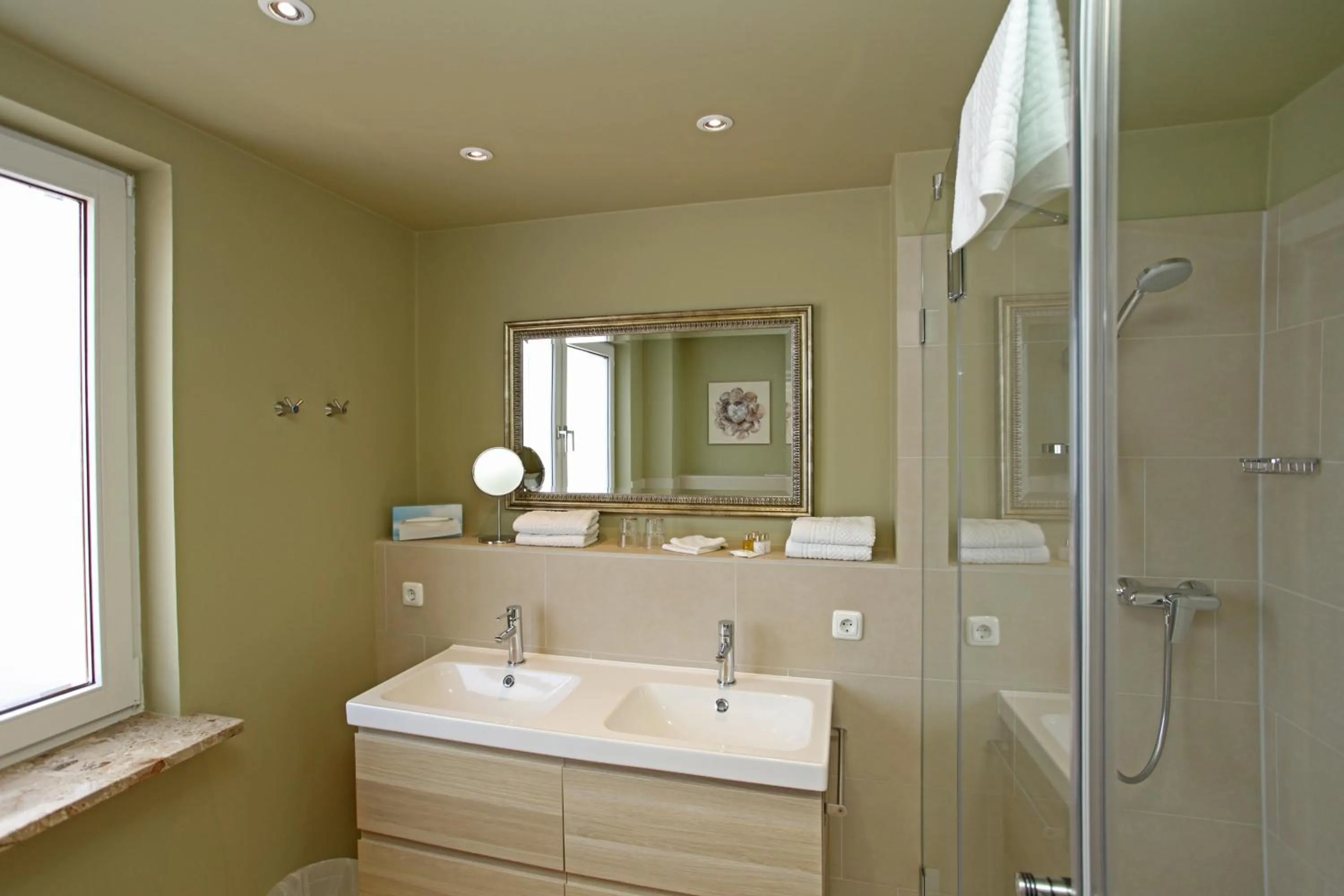 Bathroom in Mein Strandhaus - Hotel, Restaurant & Schwimmbad