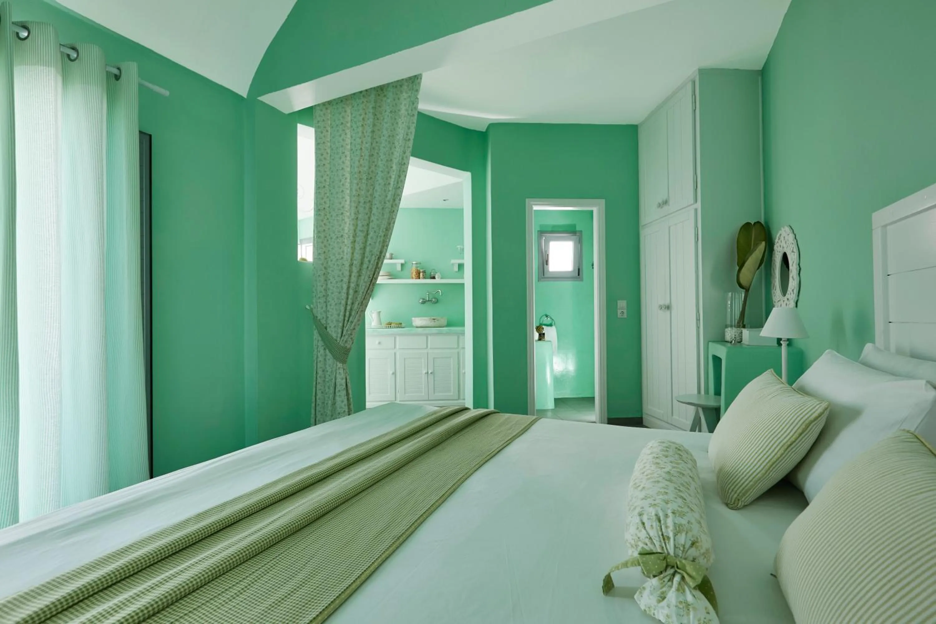 Bed in Senses Boutique Hotel