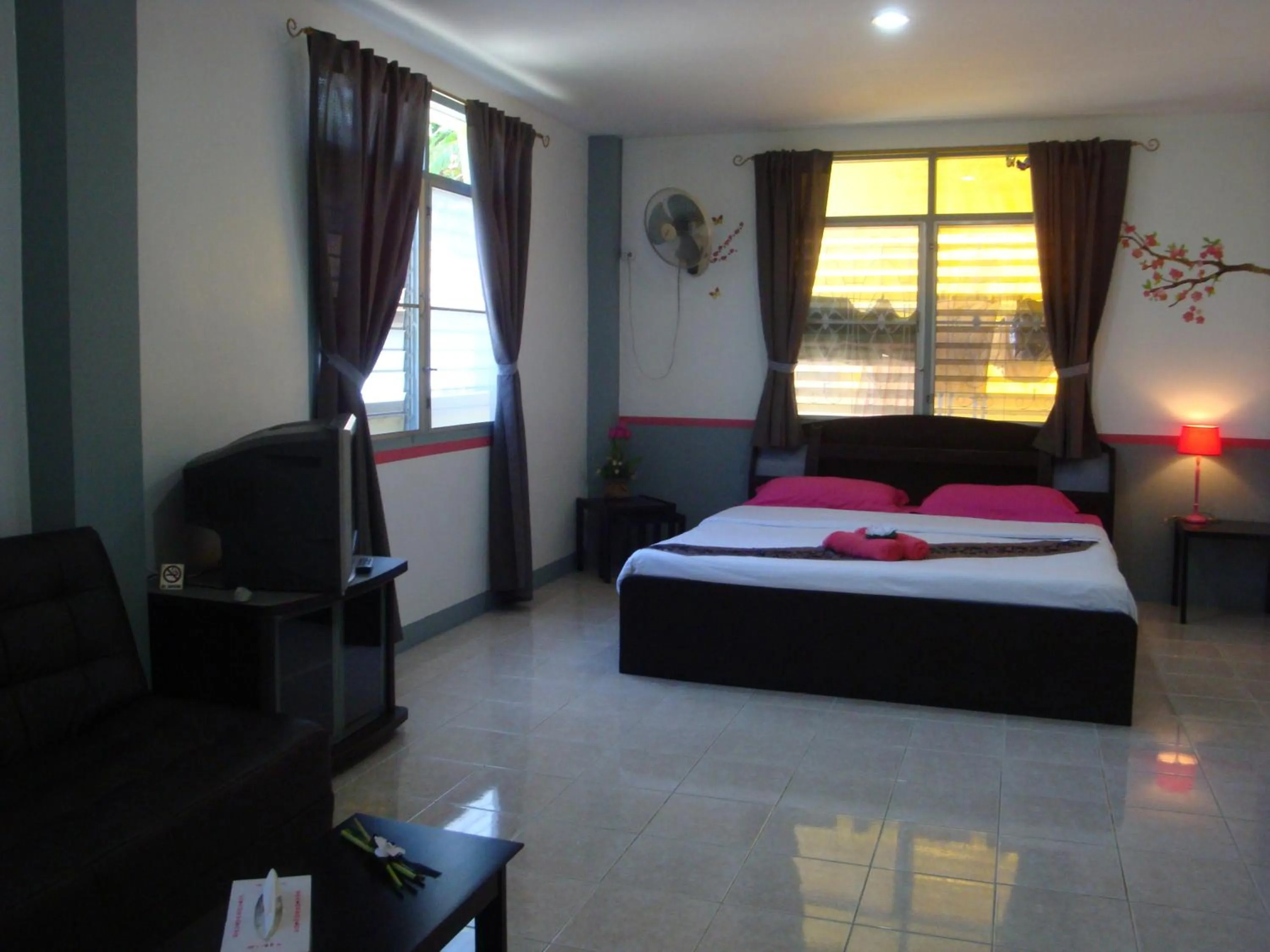 Bed in Similan Hotel