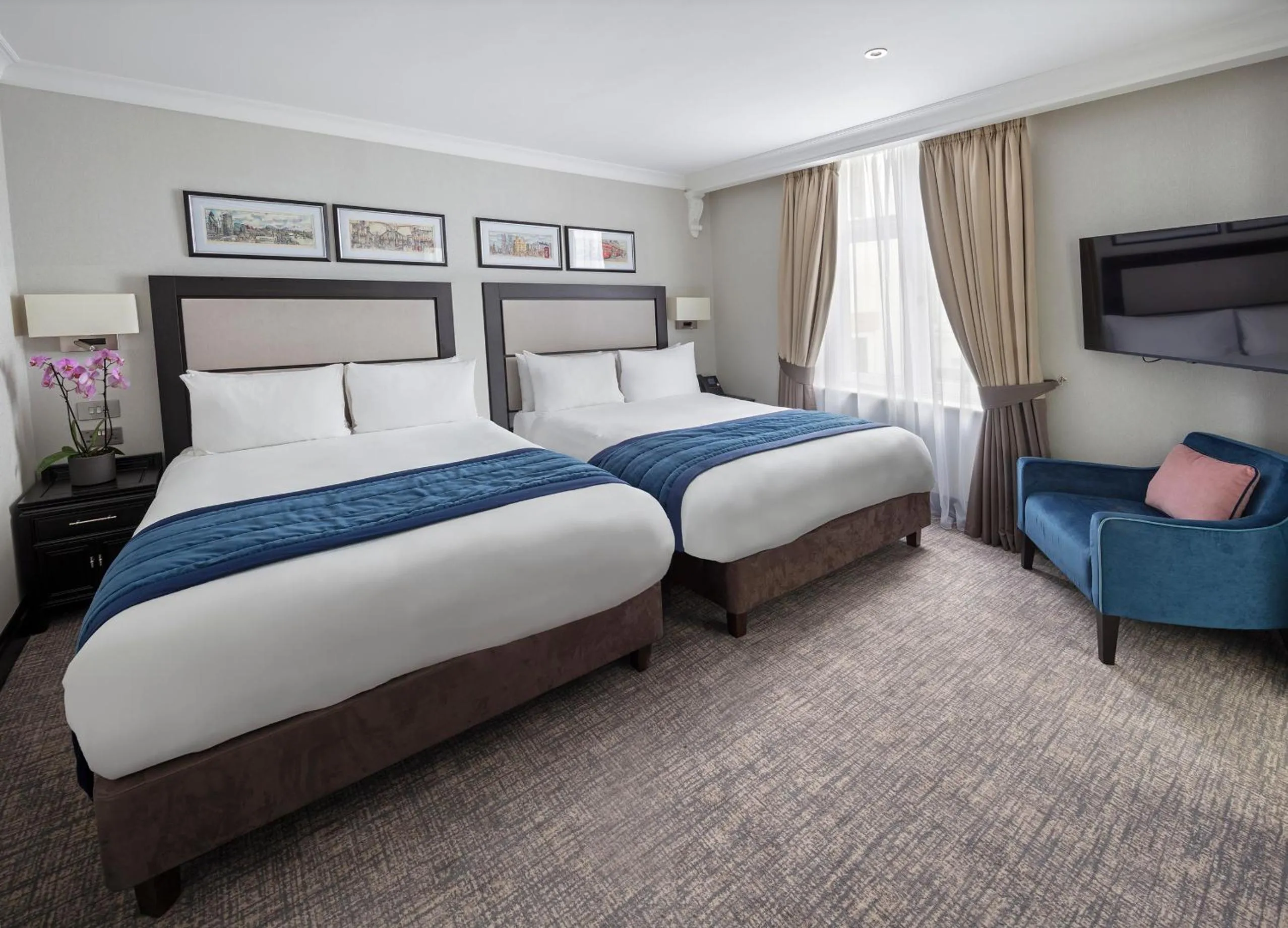 Bedroom, Bed in Wellington Hotel by Blue Orchid