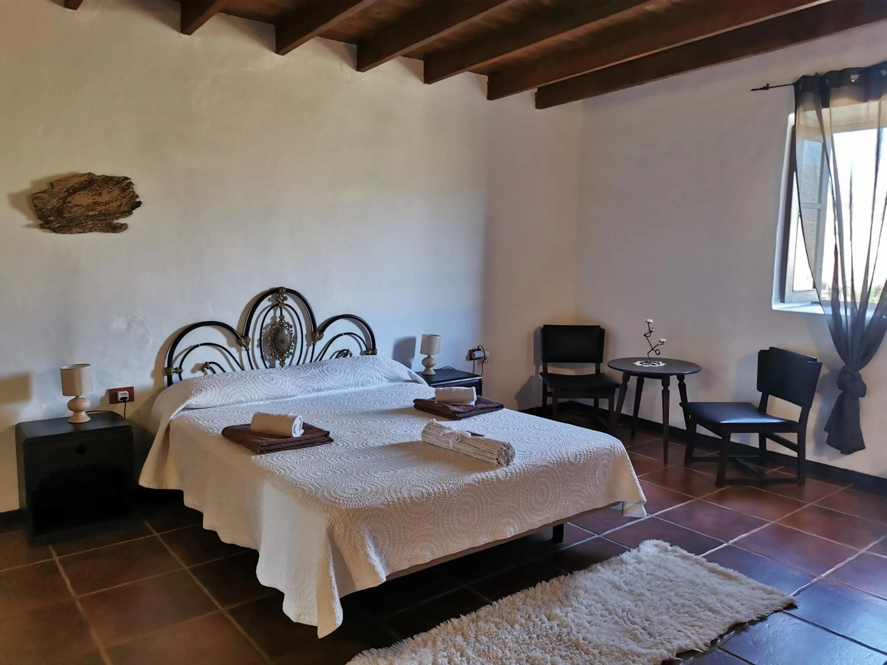 Decorative detail, Bed in Villa Cecilio