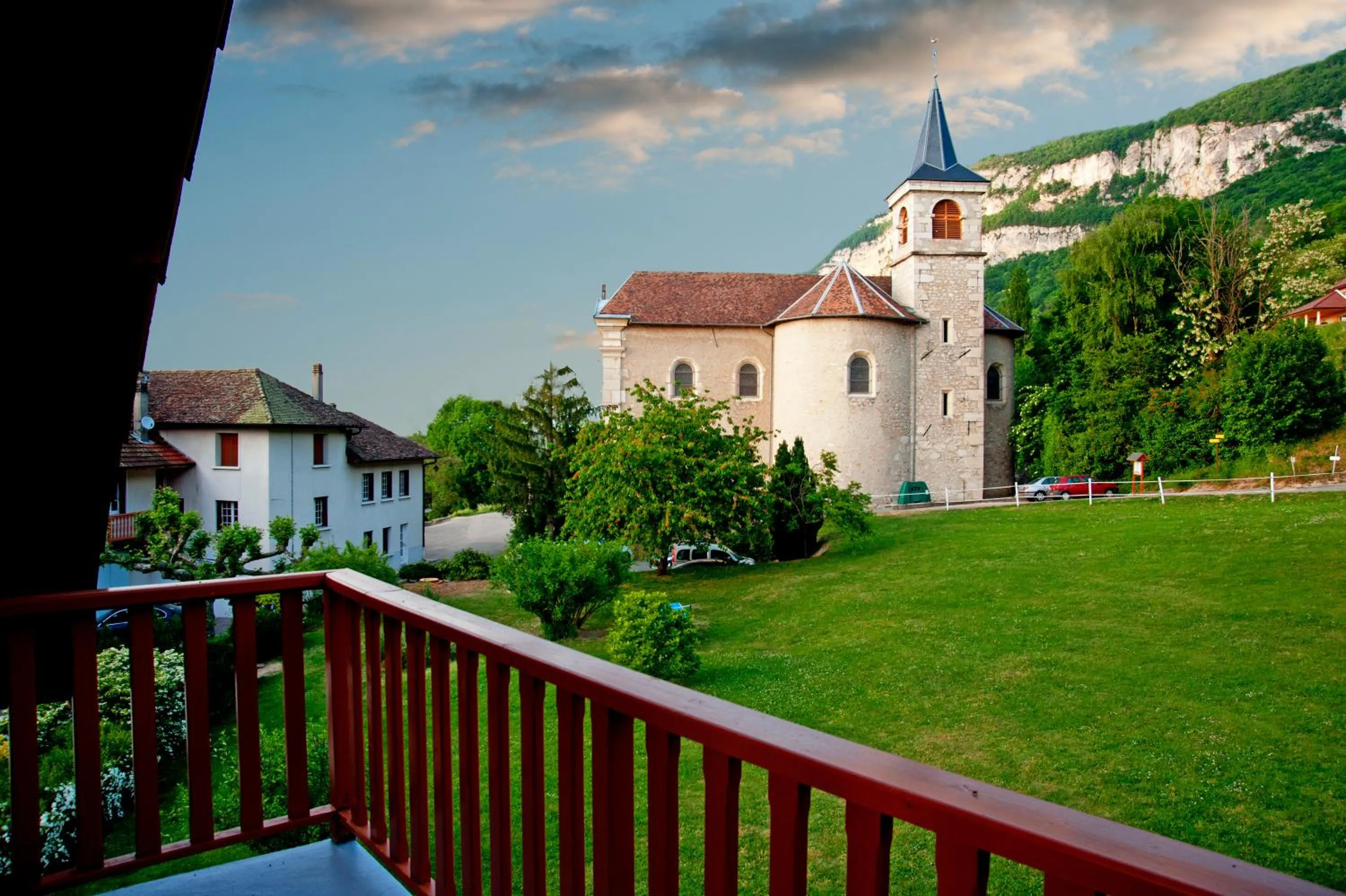 Landmark view in Hôtel les Bergeronnettes