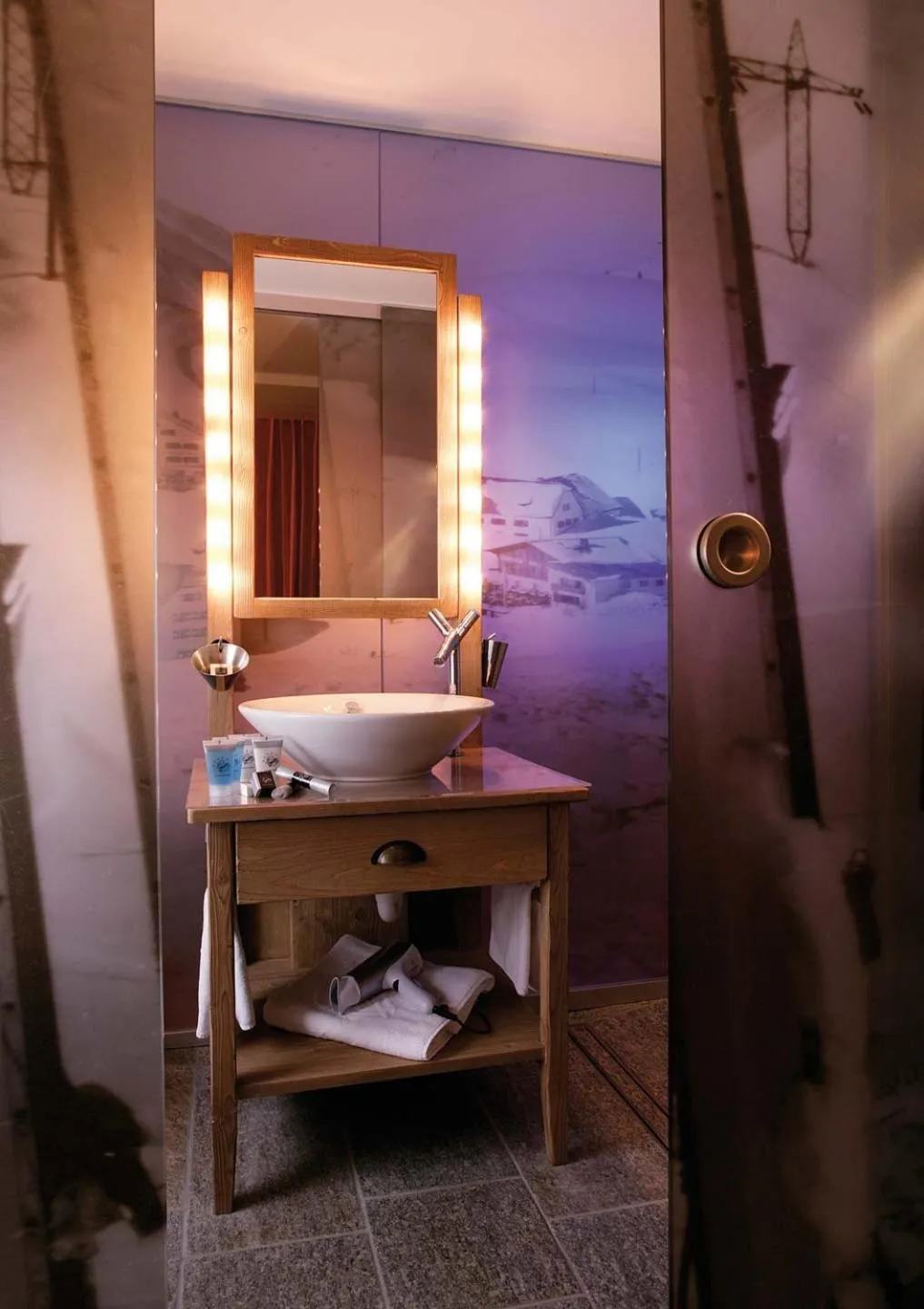 Bathroom in Raffl's St. Antoner Hof