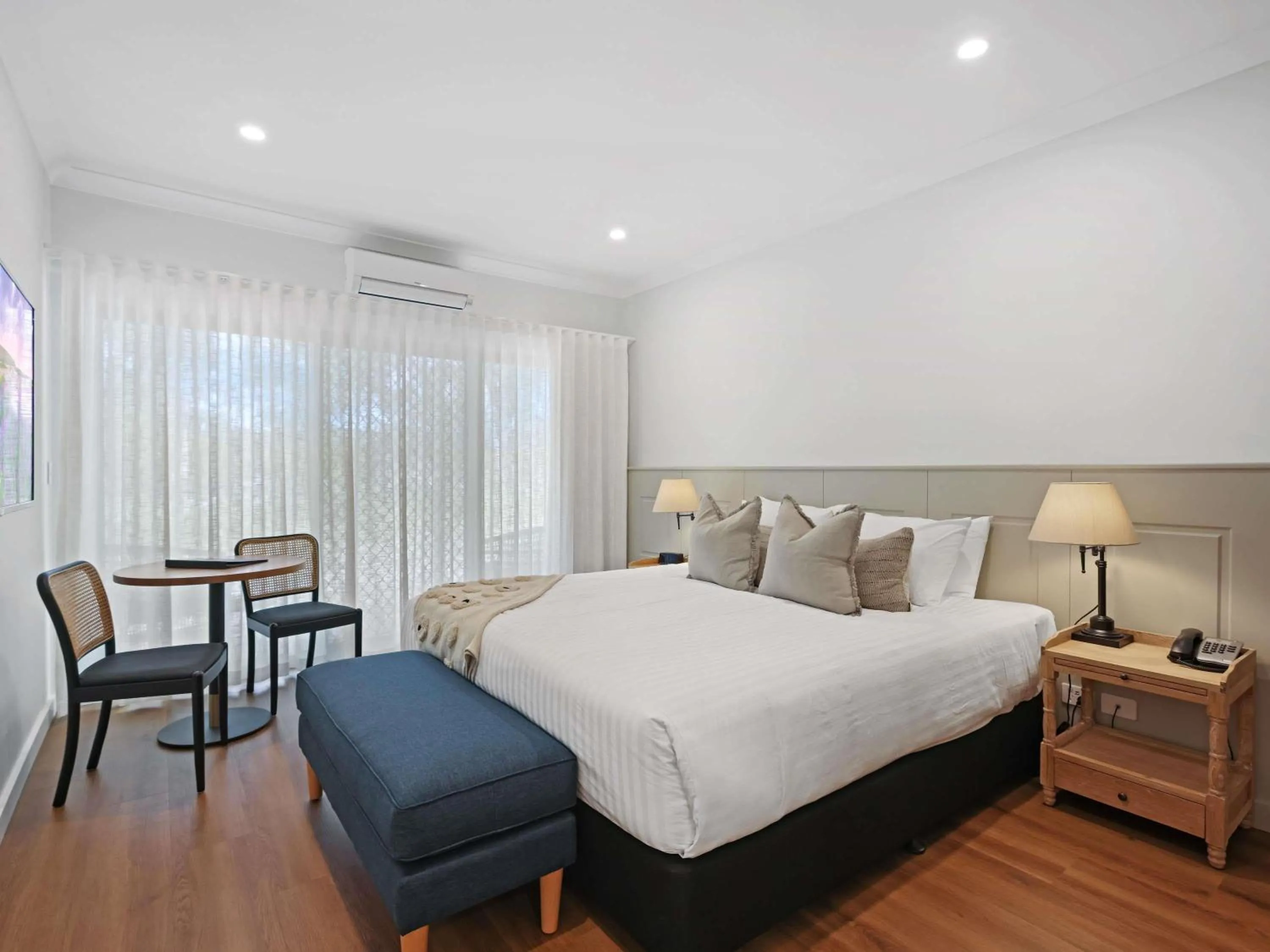 Bedroom, Bed in Clare Country Club