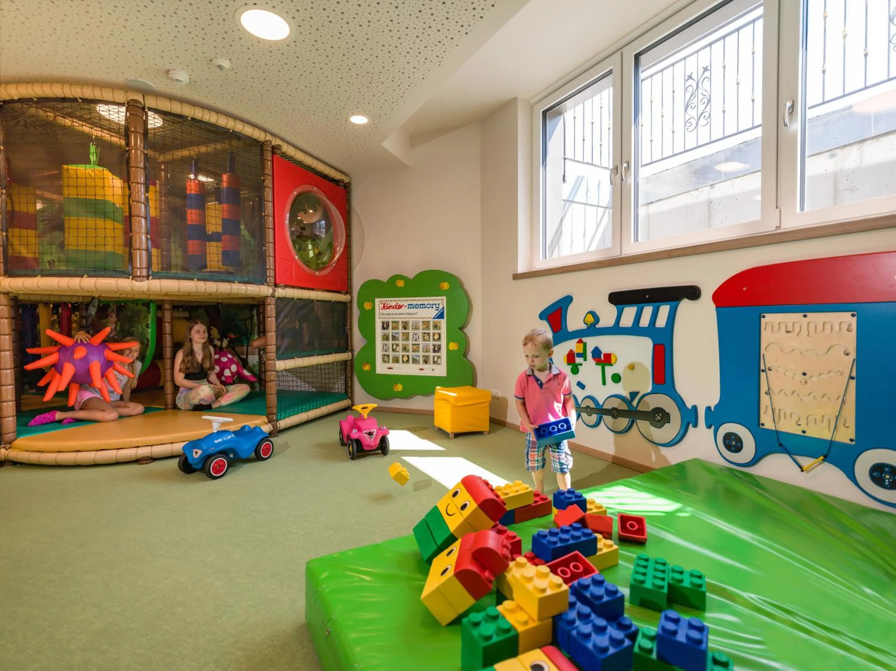 Game Room in Liebes Caroline 4-Sterne-Hotel