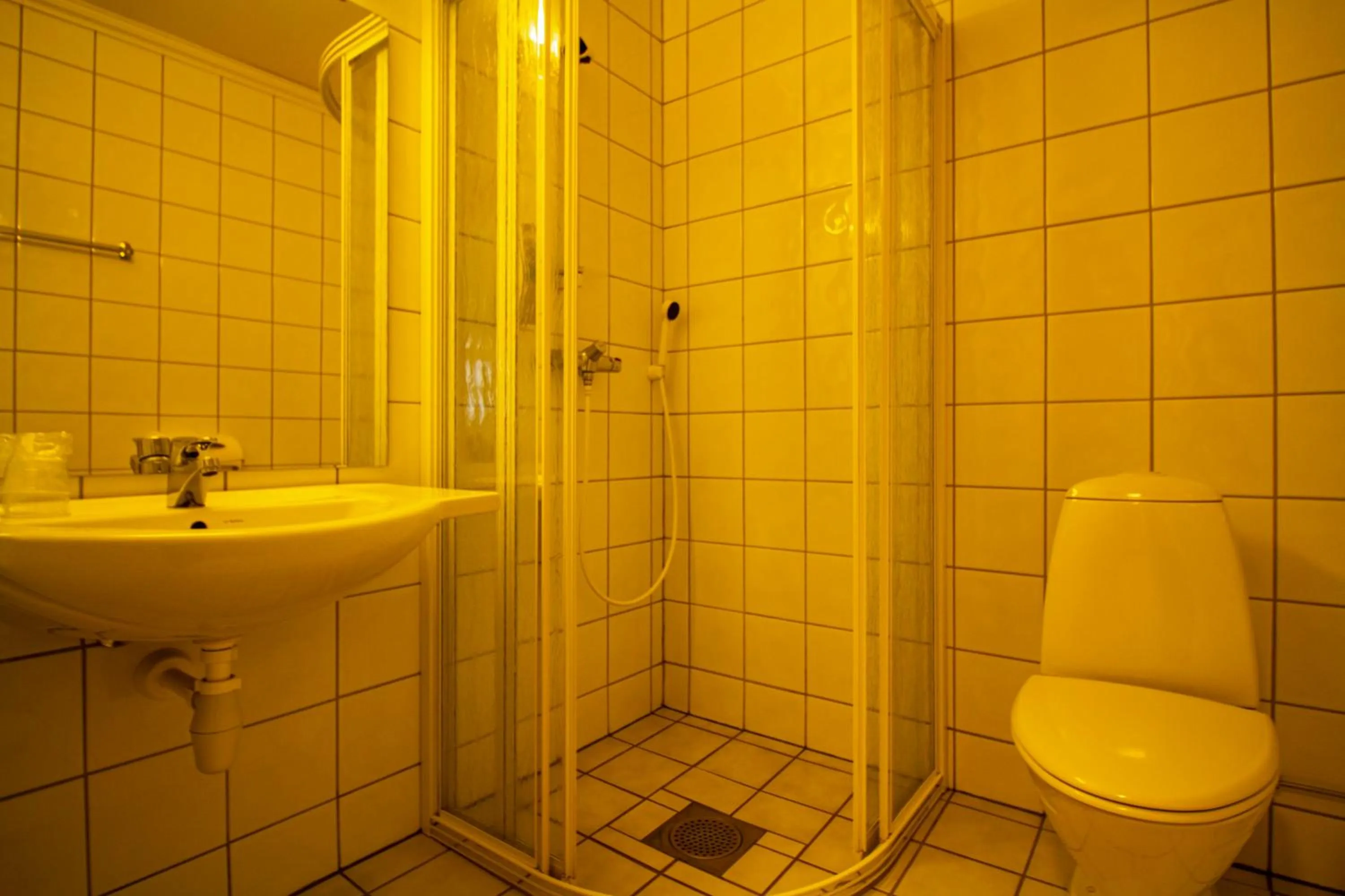 Bathroom in Tysfjord Hotel