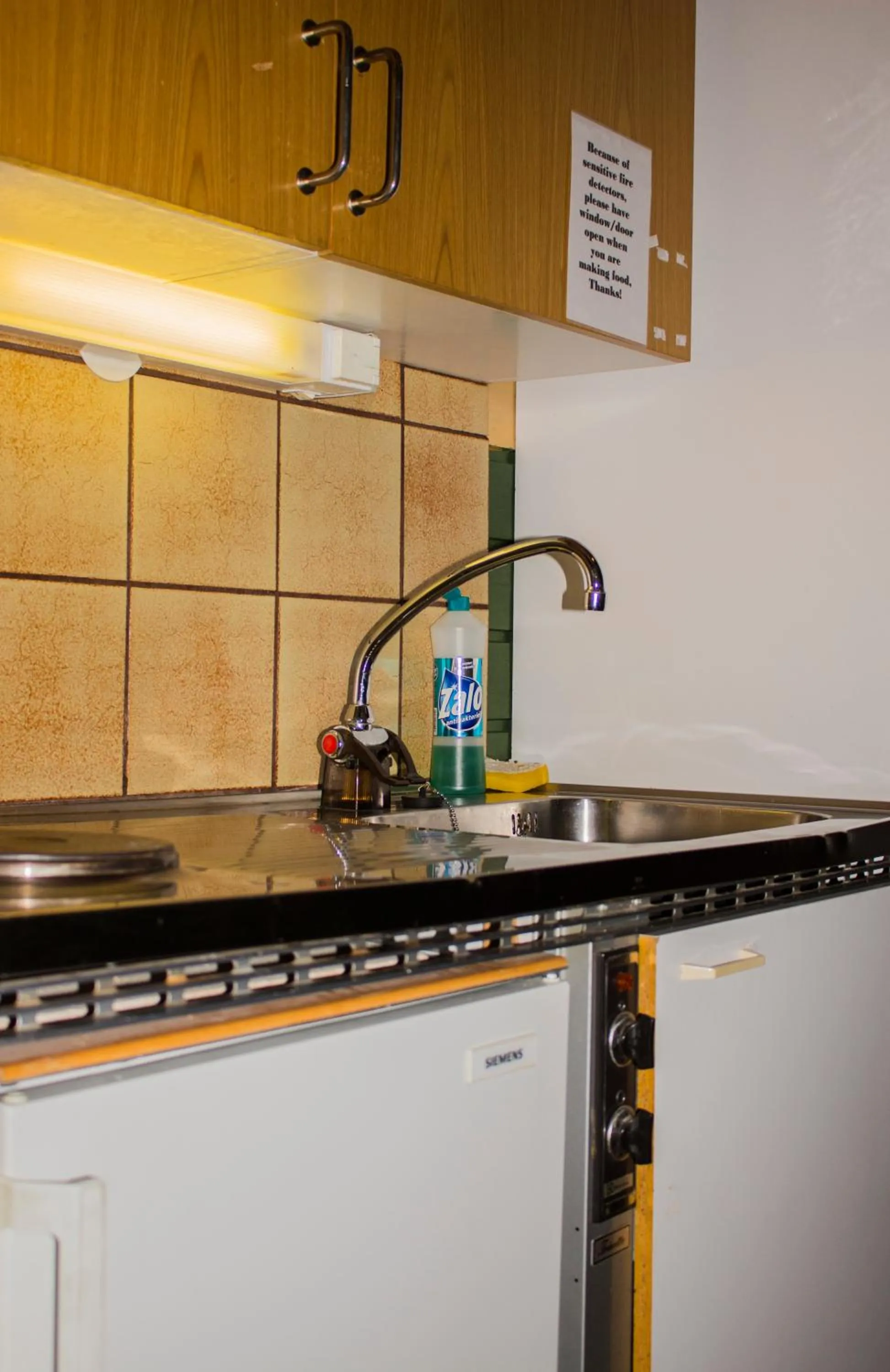 Kitchen or kitchenette in Tysfjord Hotel