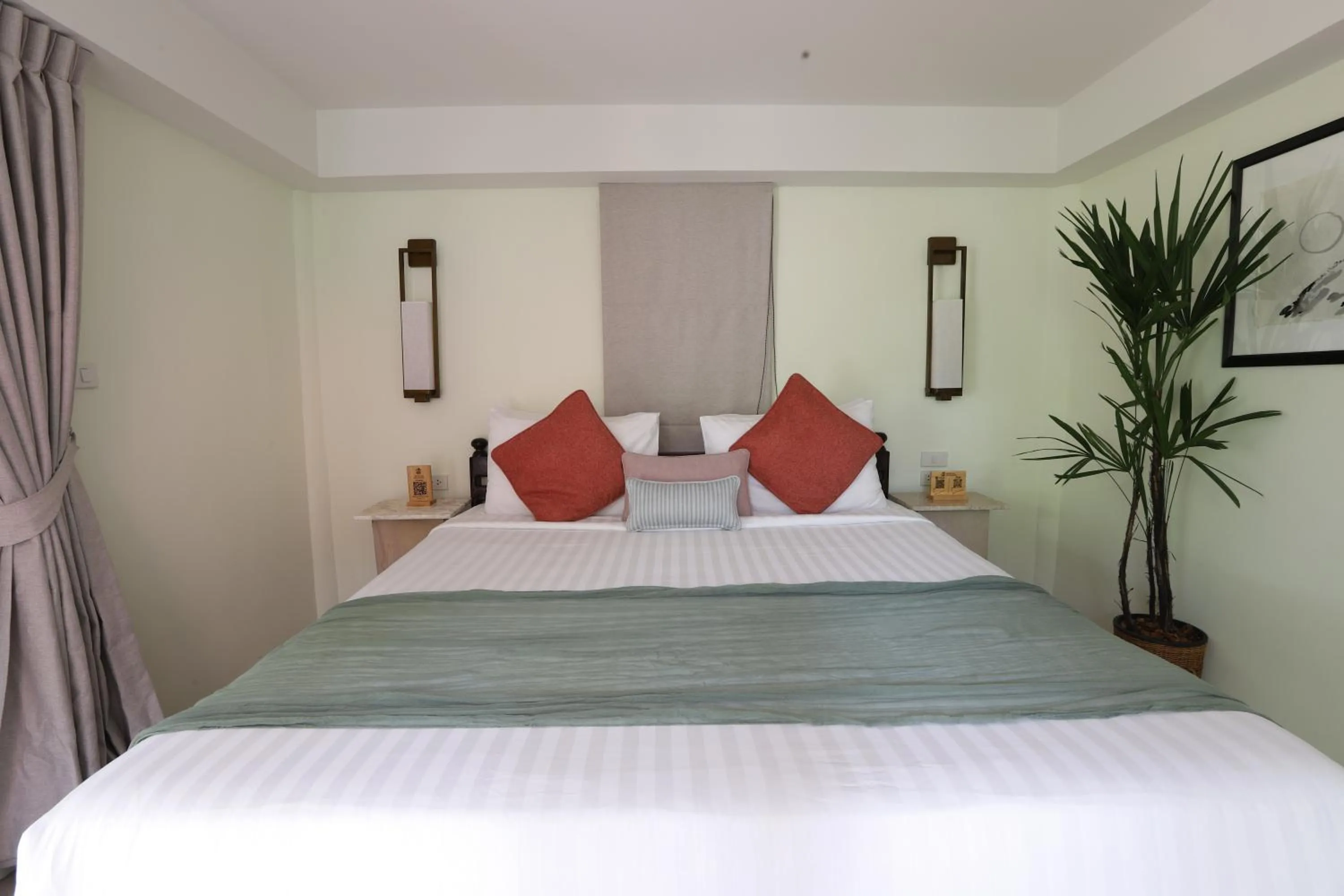 Photo of the whole room, Bed in Beyond The Blue Horizon Boutique Bungalows
