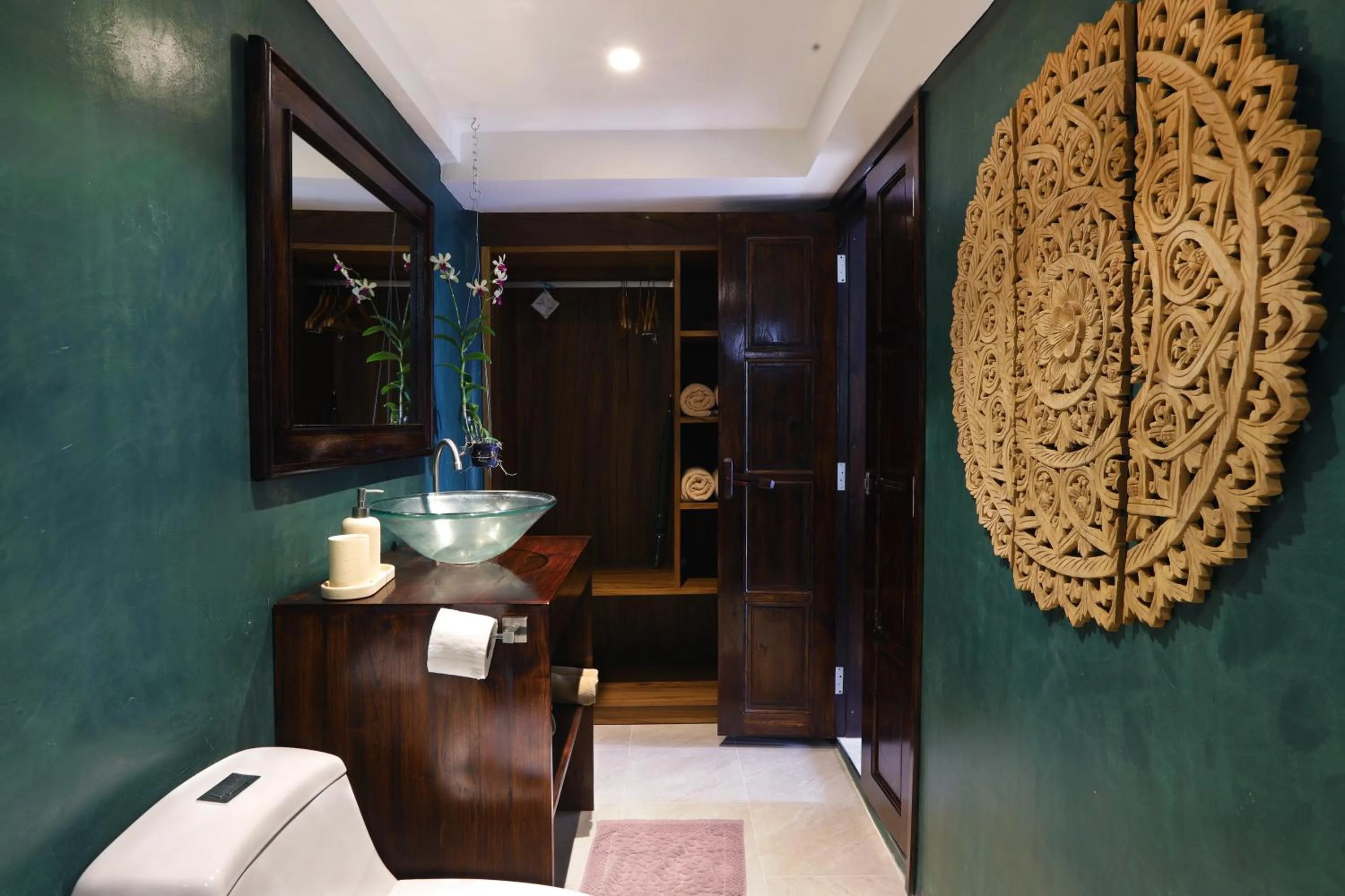 Toilet in Beyond The Blue Horizon Boutique Bungalows