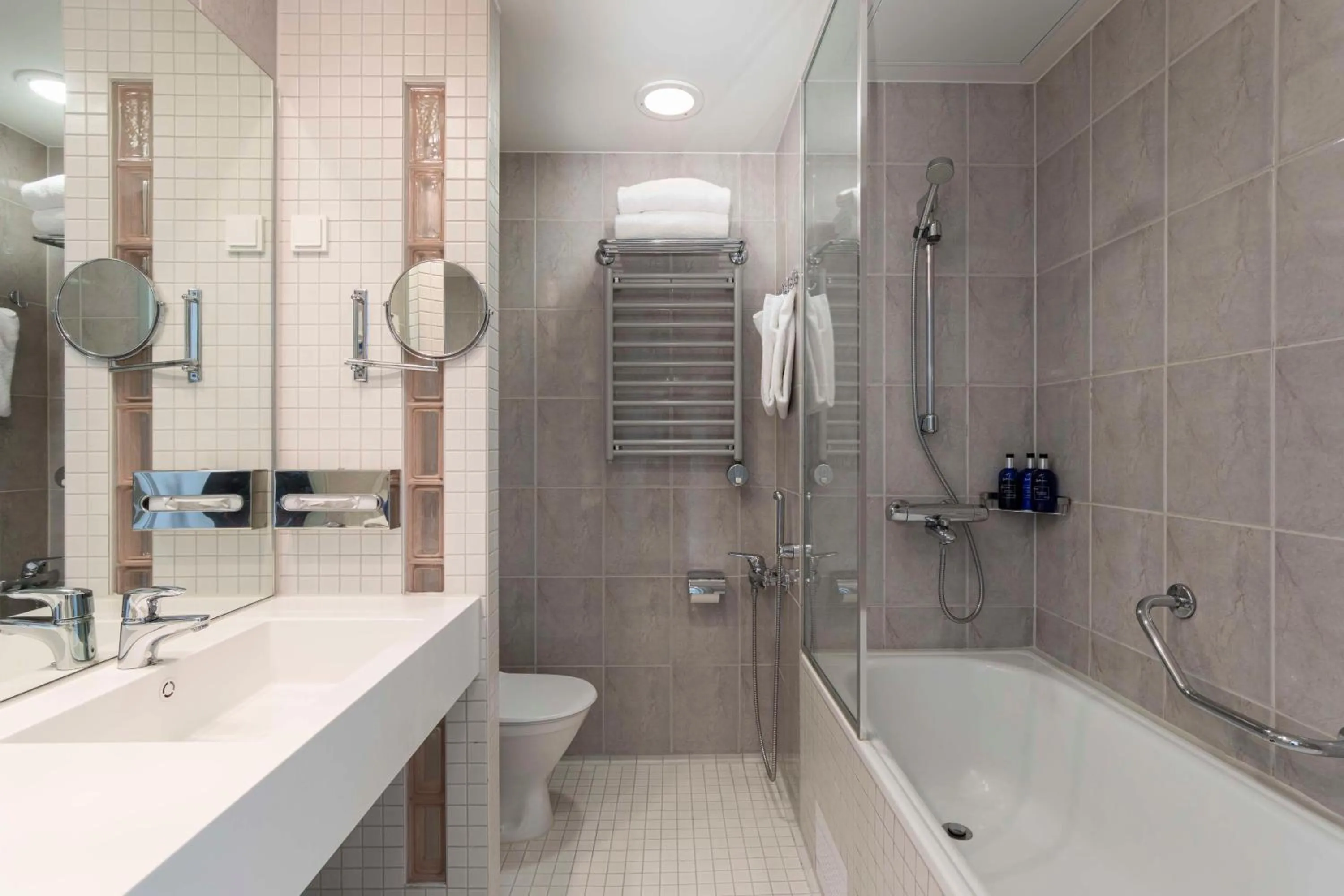 Bathroom in Radisson Blu Seaside Hotel, Helsinki