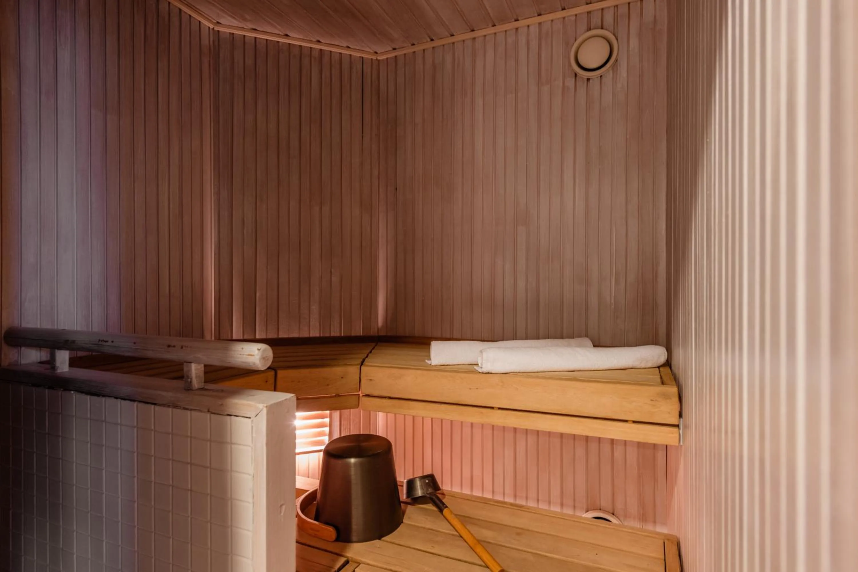 Sauna, Bed in Radisson Blu Seaside Hotel, Helsinki