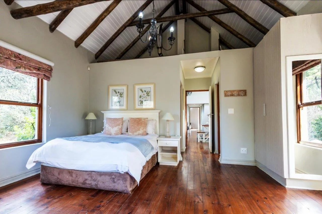 Bed in Hogsback Arminel Hotel
