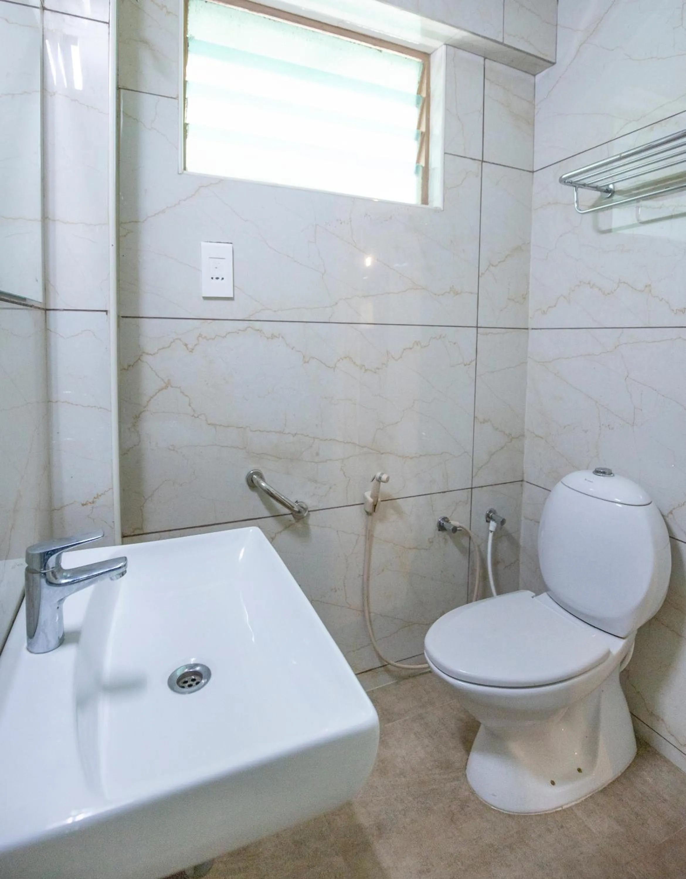 Shower in Hotel Jc Grand