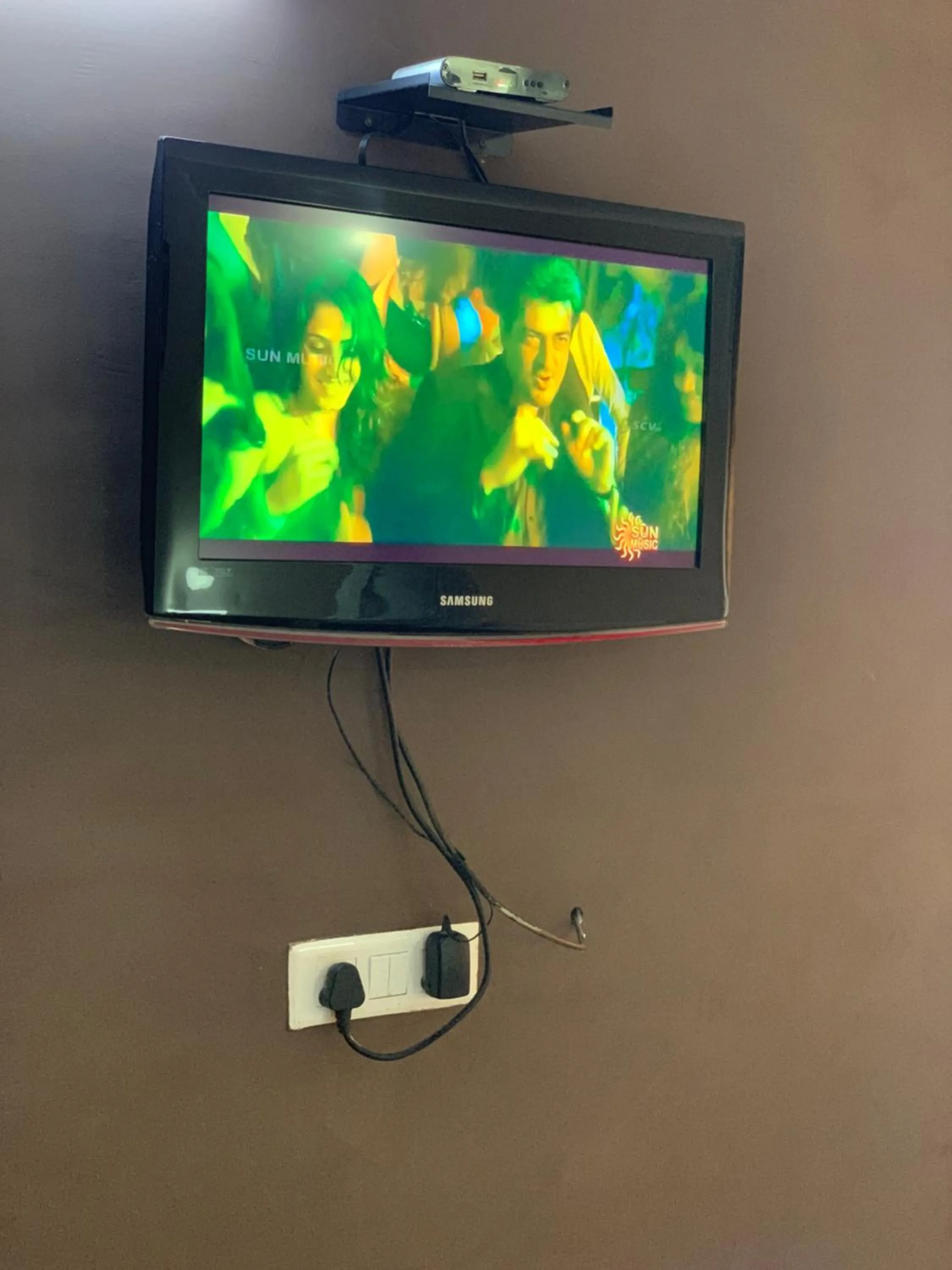 TV and multimedia in Hotel Jc Grand