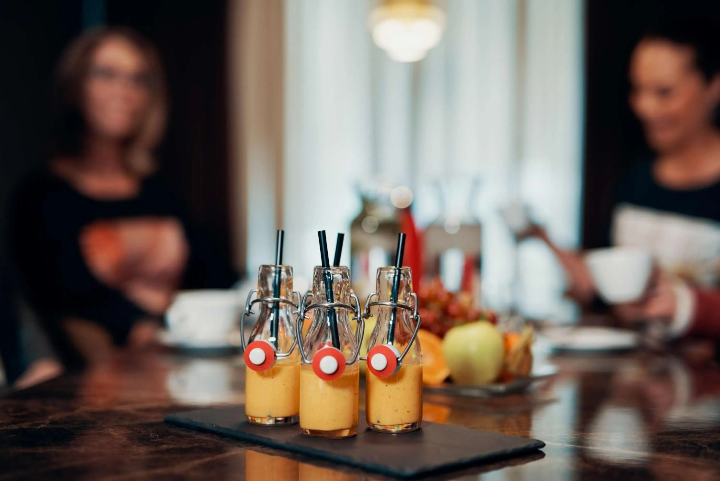 Lounge or bar in Radisson Blu Marina Palace Hotel, Turku