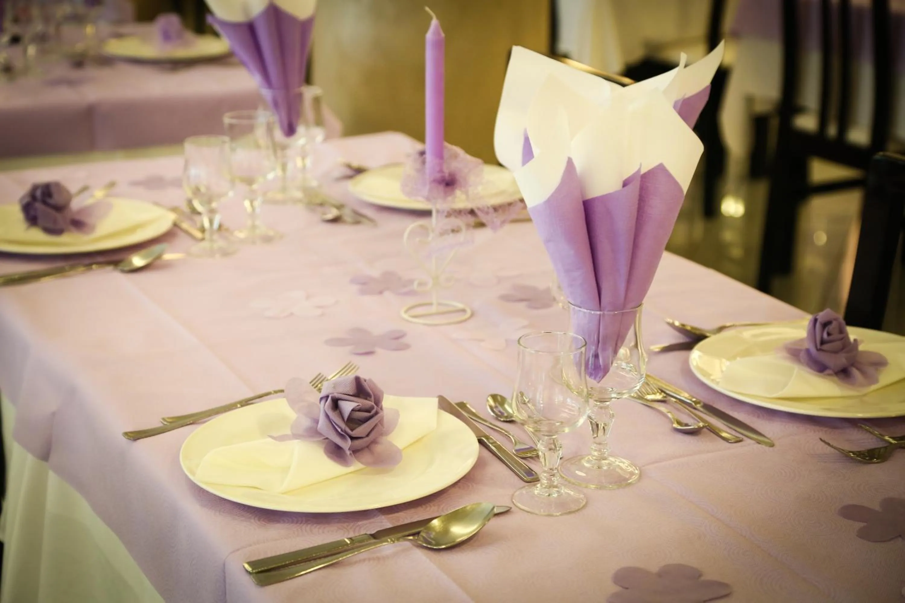 Restaurant/places to eat in Hotel Ambra