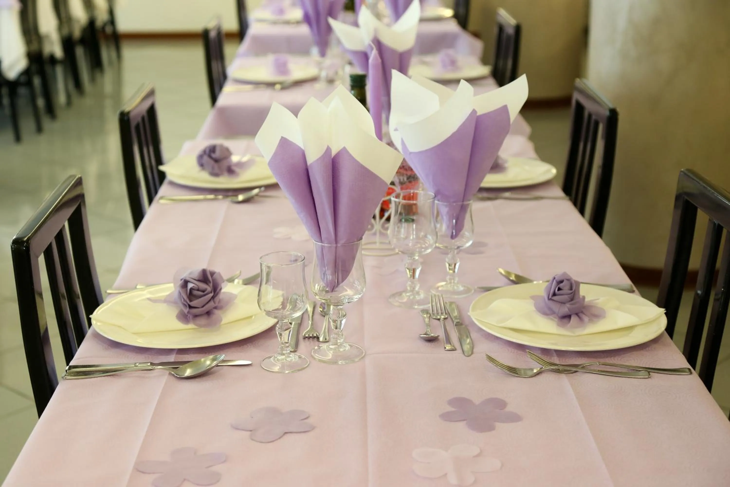 Restaurant/places to eat in Hotel Ambra