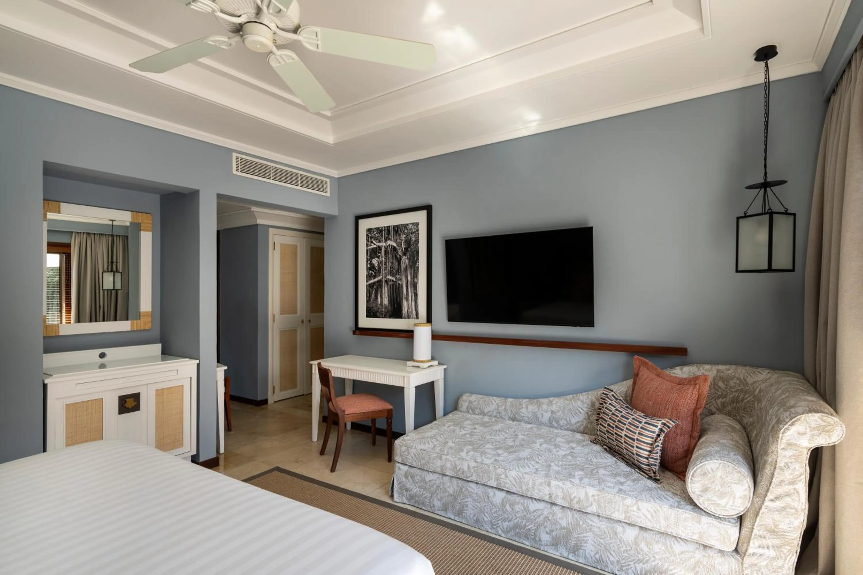 Seating area, Bed in Constance Belle Mare Plage