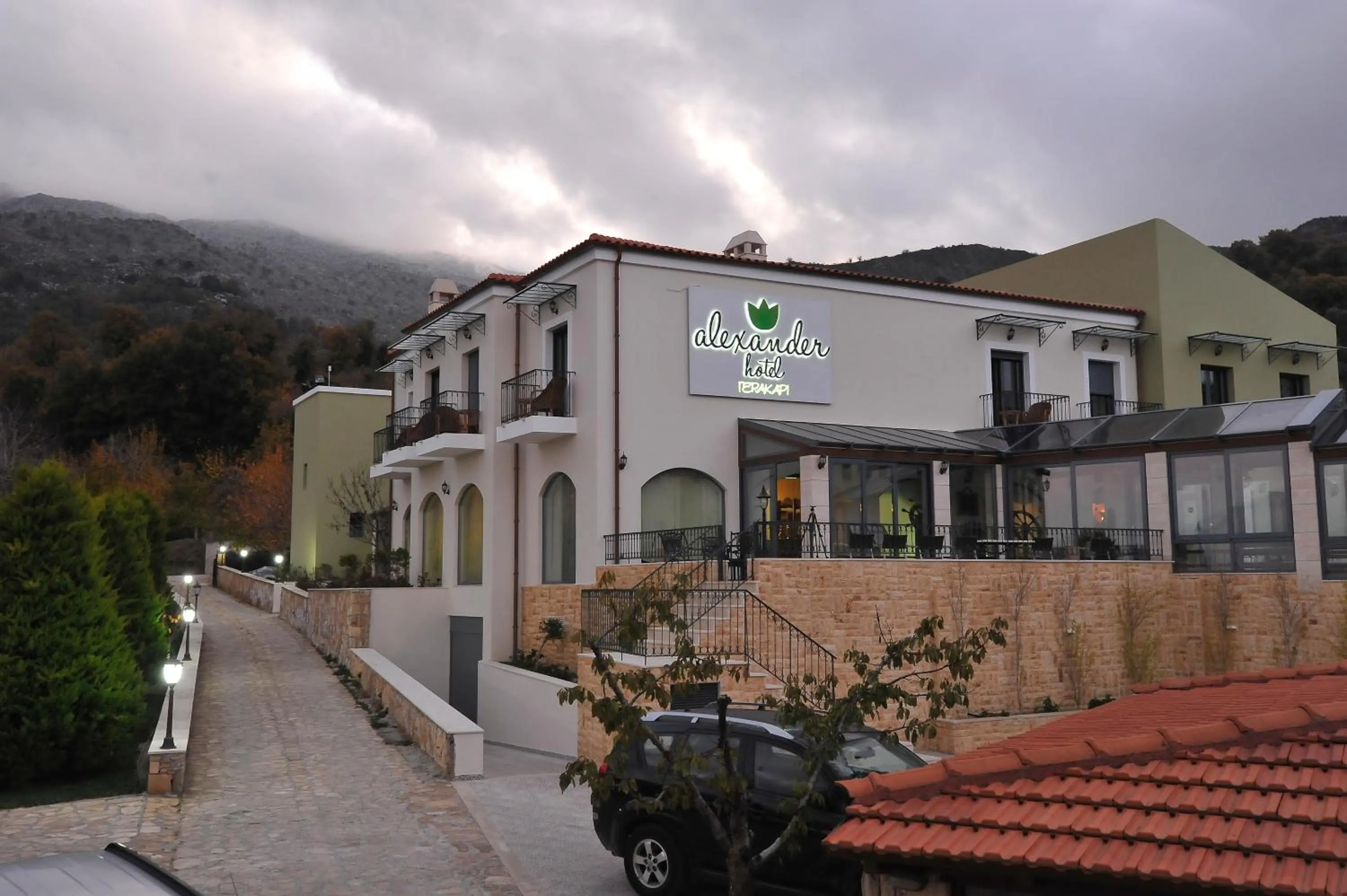 Property building in Alexander Mountain Resort